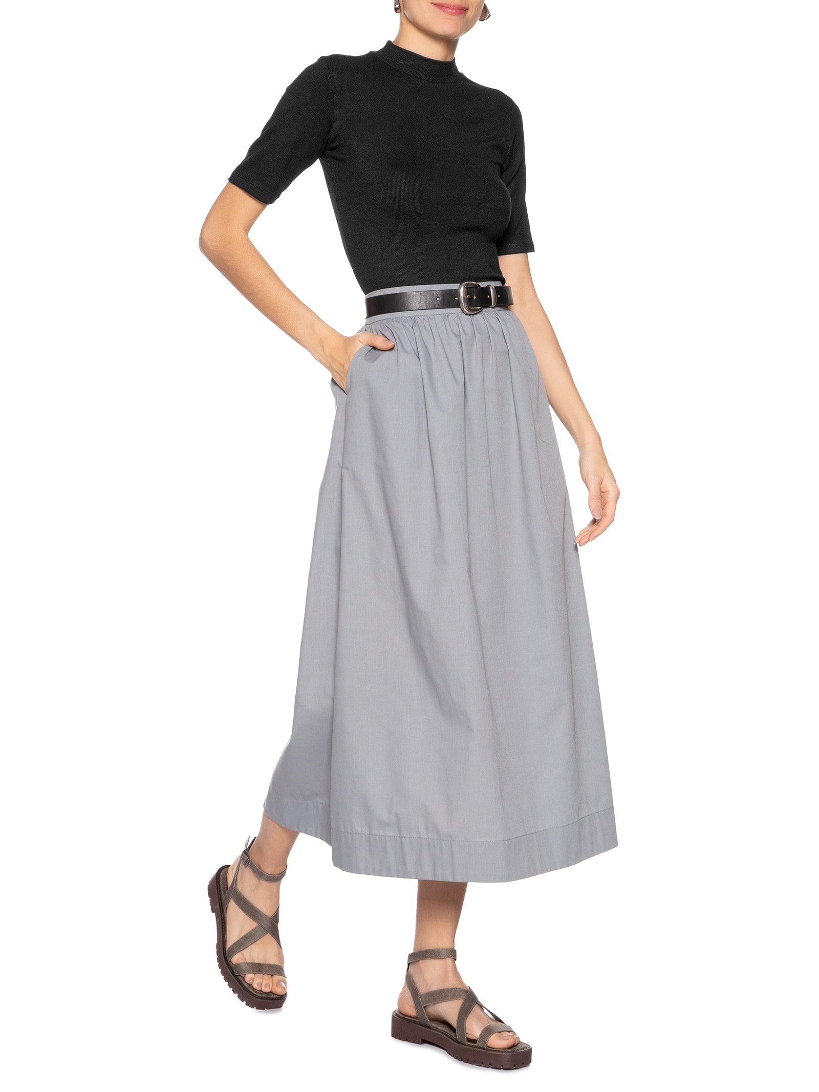 Camiseta Feminina Gola Alta Preto Basiq