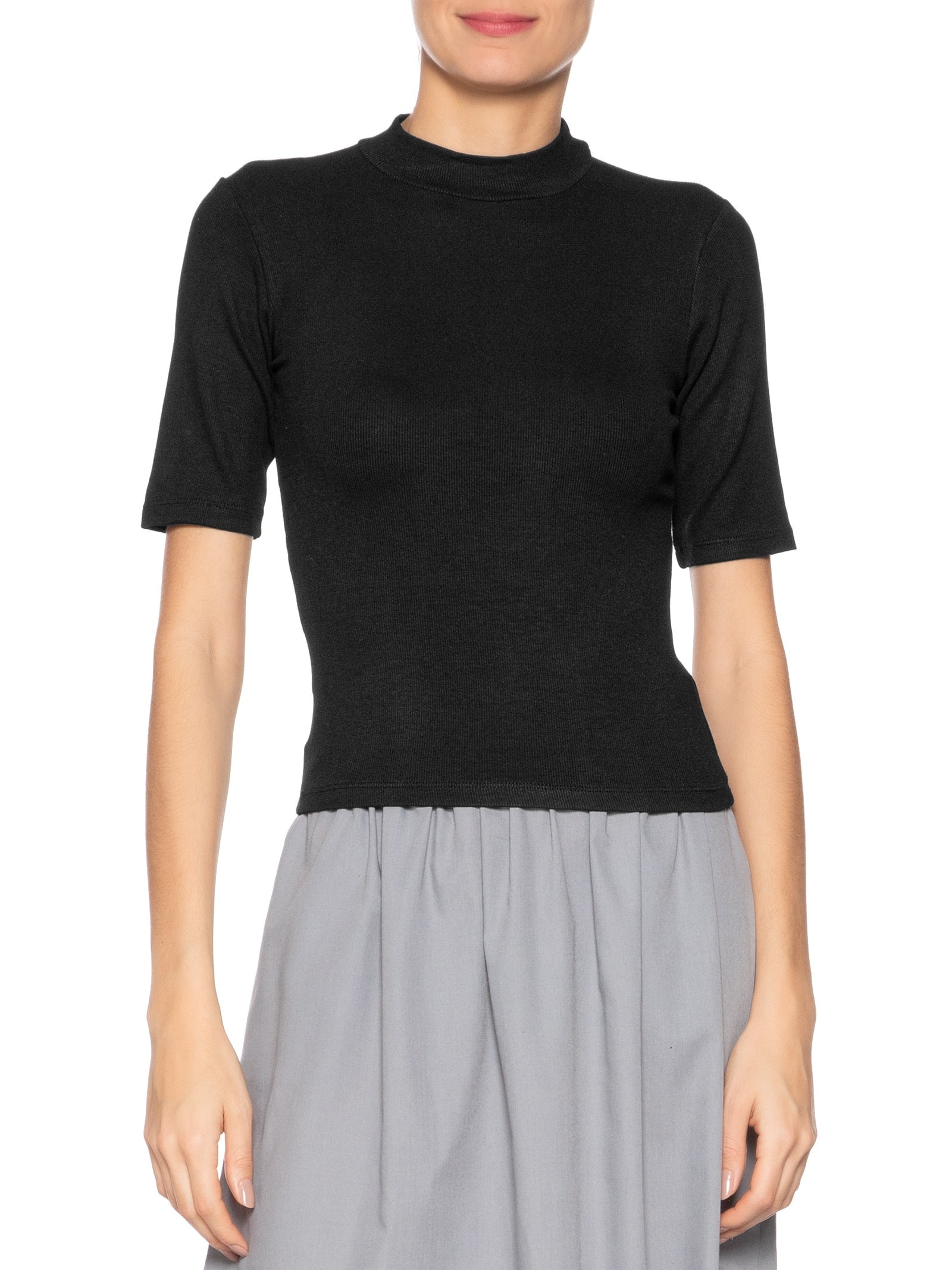 Camiseta Feminina Gola Alta Preto Basiq