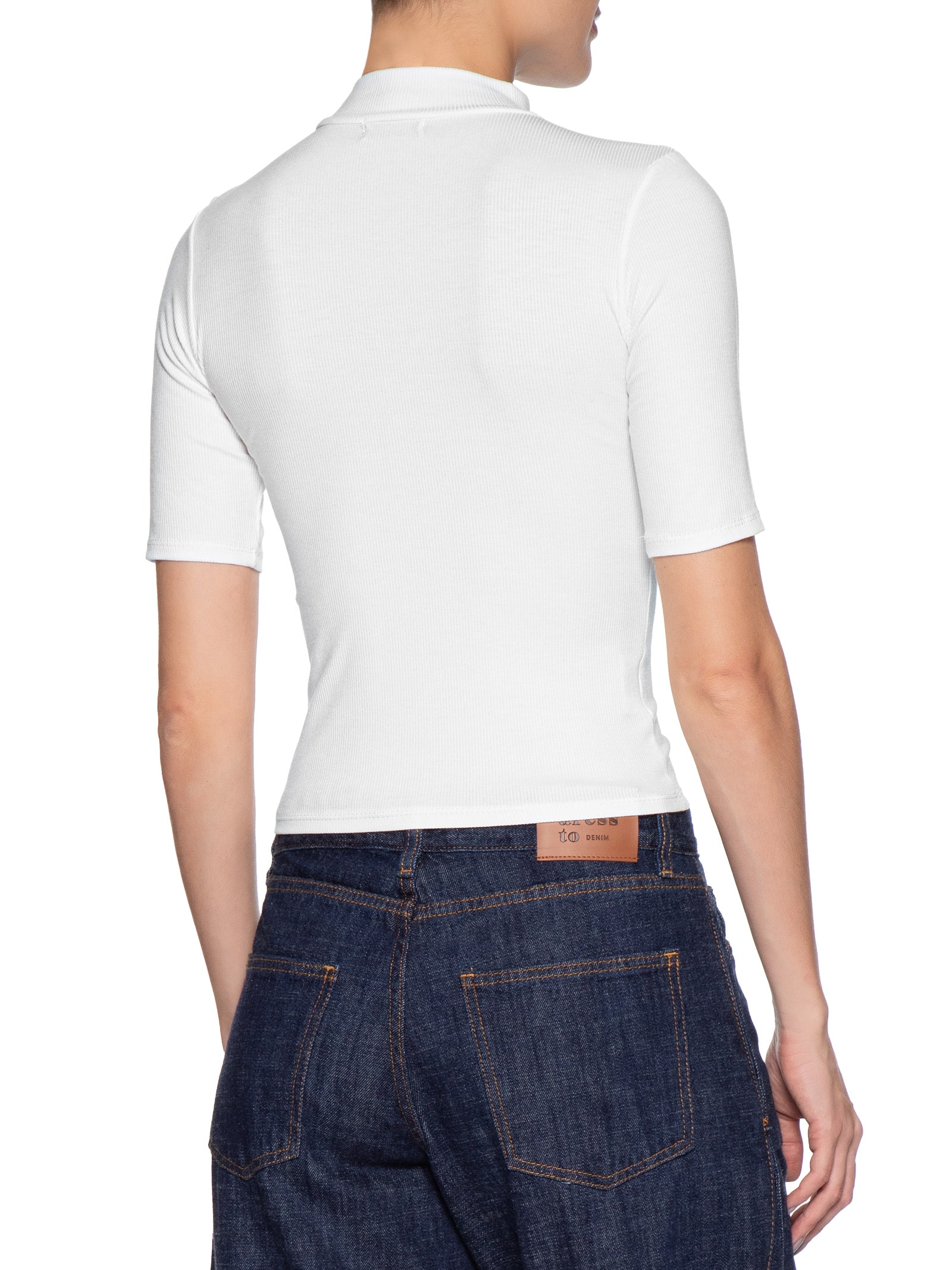 Camiseta Feminina Gola Média Manga Curta Branco Basiq