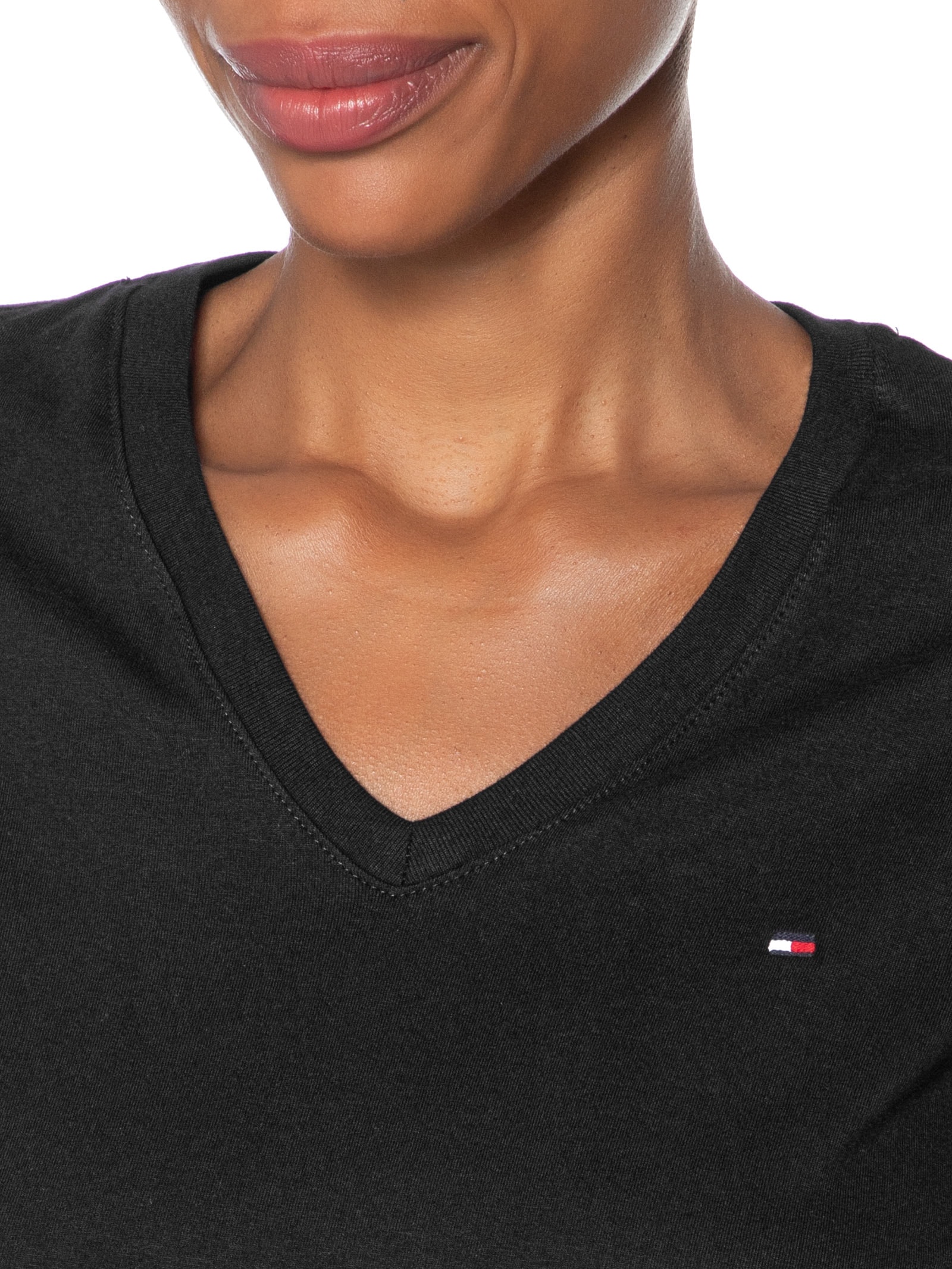 Camiseta Feminina Heritage V Neck Tee Preto Tommy Hilfiger