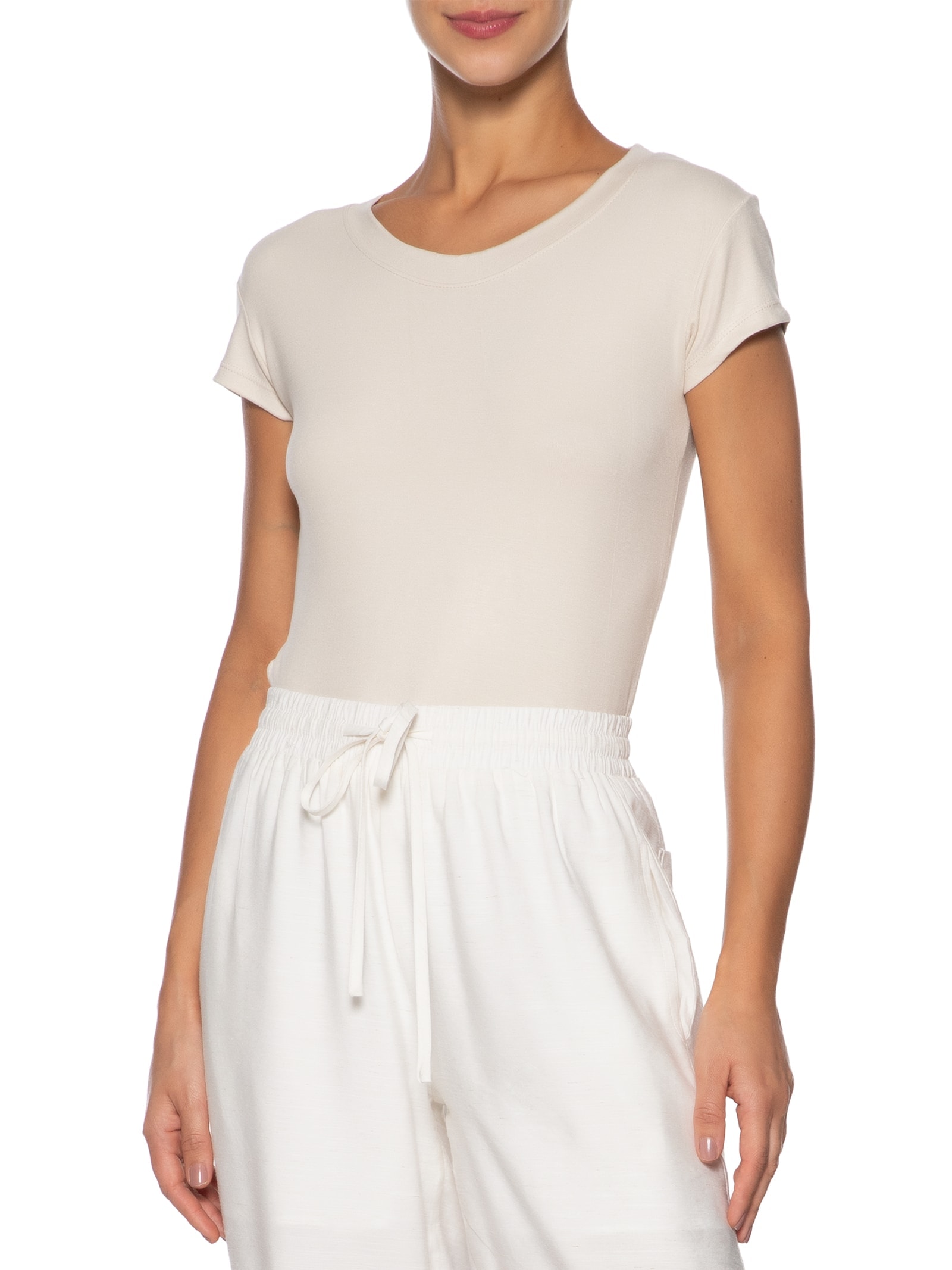 Camiseta Feminina Justa Ao Corpo Manga Curta Bege Basiq