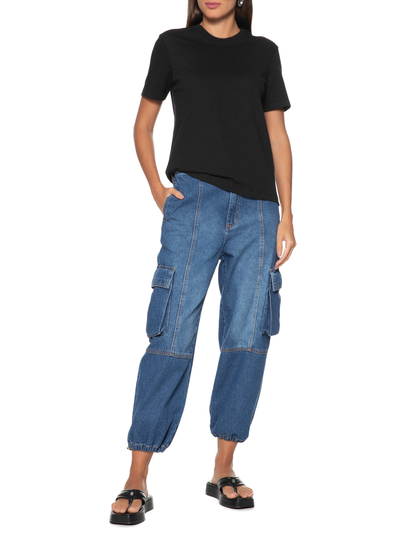 Camiseta Feminina Lisa Preto Dzarm