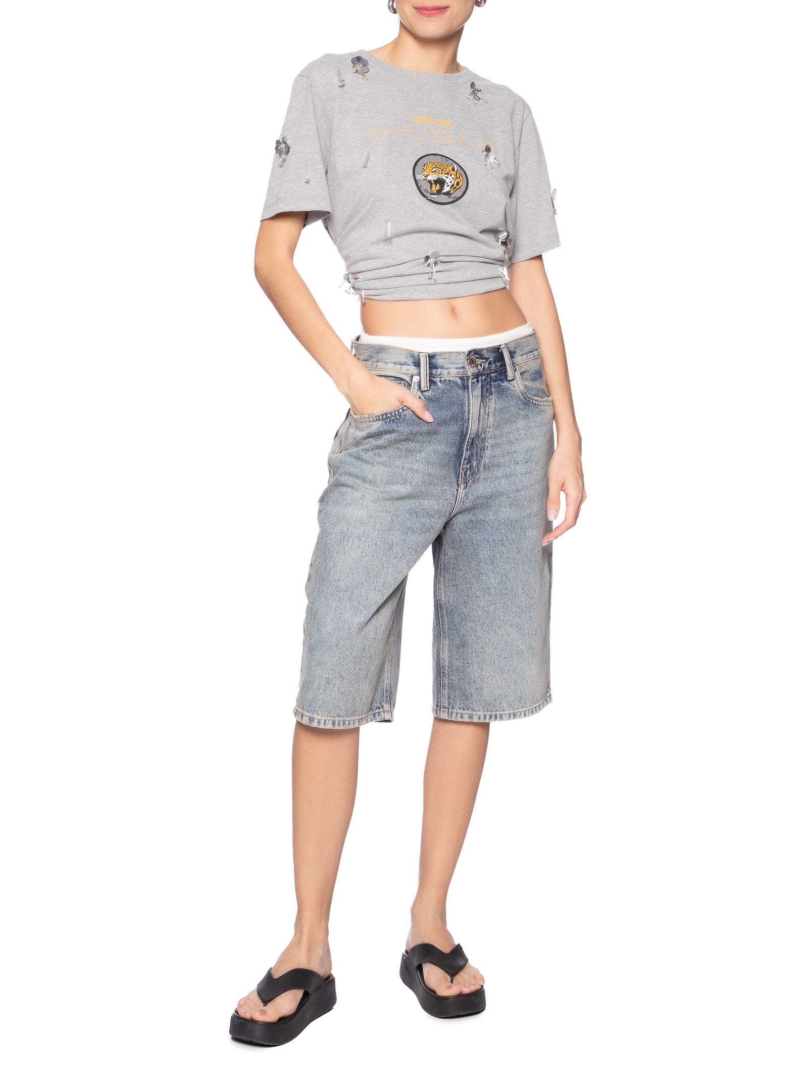 Camiseta Feminina Malha Leopard Bordados Cinza Animale Jeans