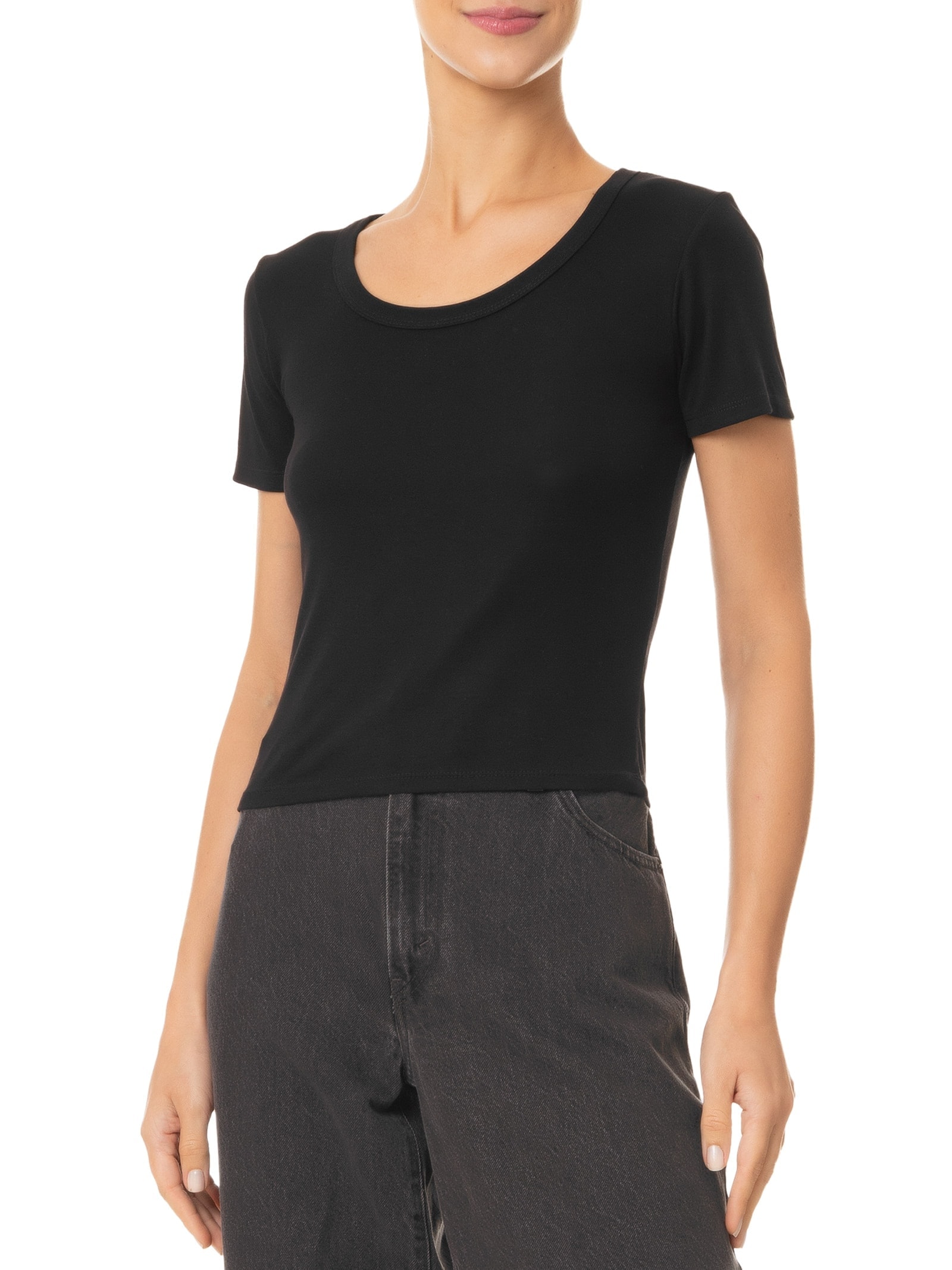 Camiseta Feminina Manga Curta Preto Basiq