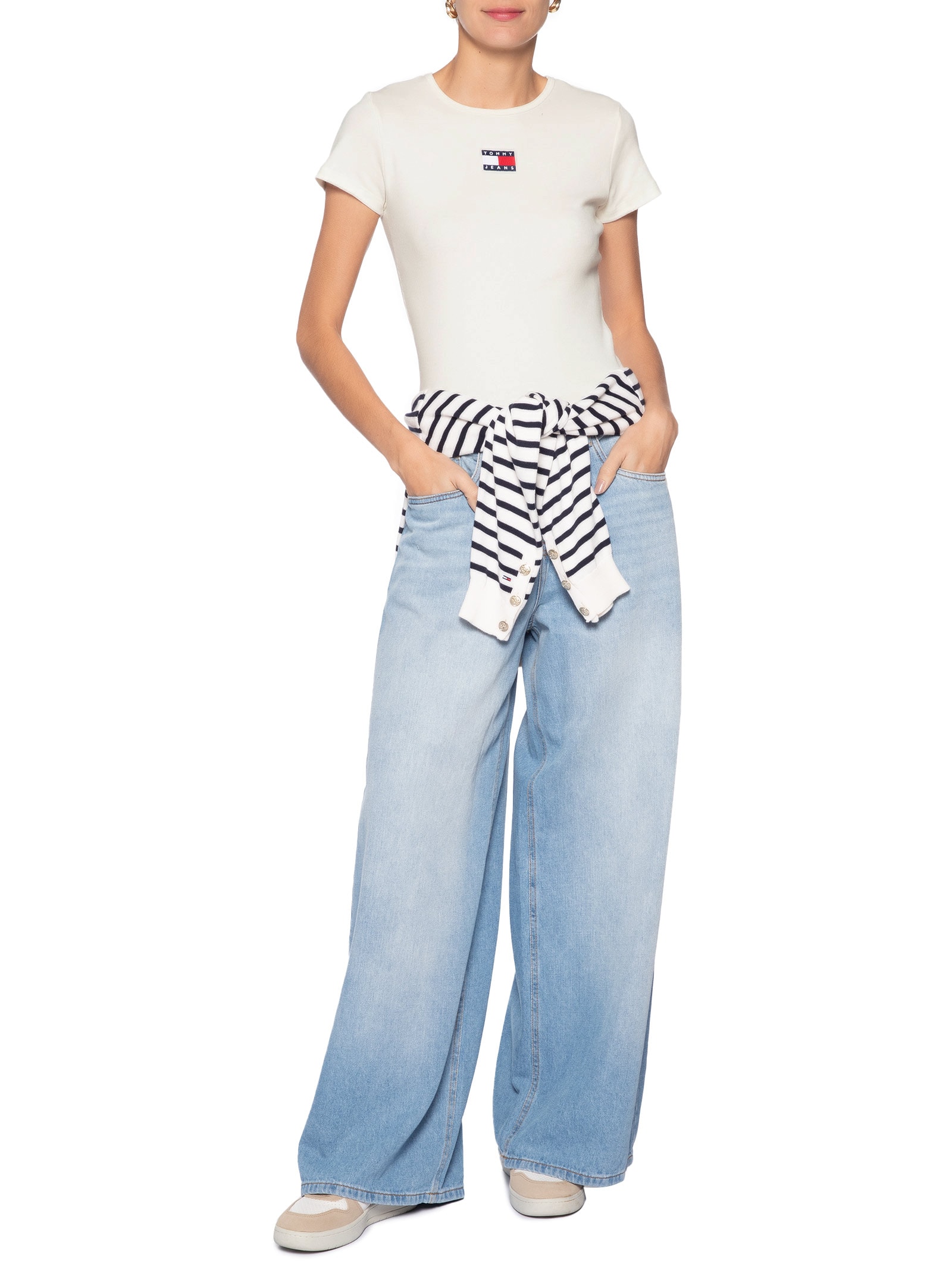 Camiseta Feminina Manga Curta Slim Badge Rib Tee Off White Tommy Jeans