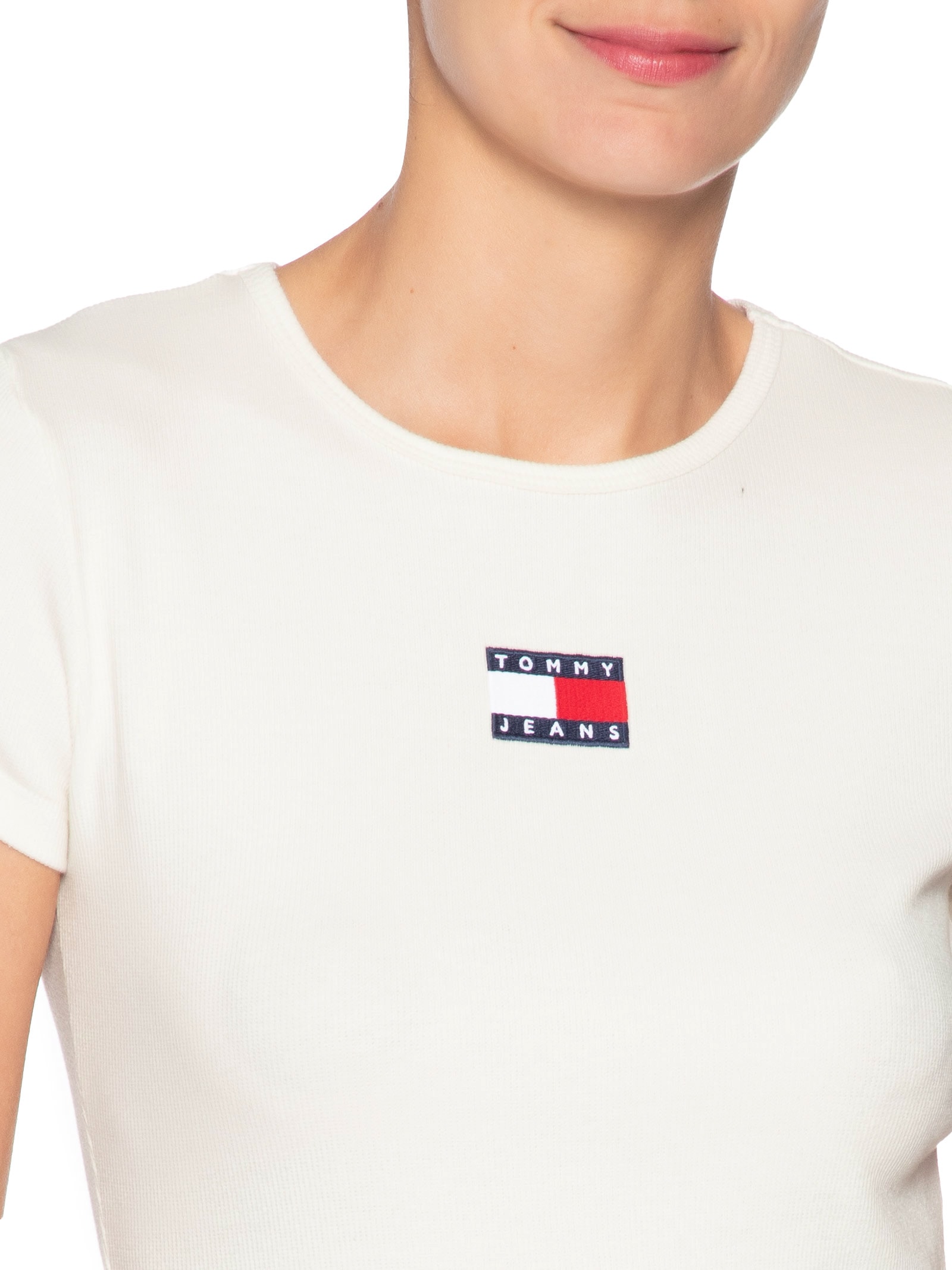 Camiseta Feminina Manga Curta Slim Badge Rib Tee Off White Tommy Jeans