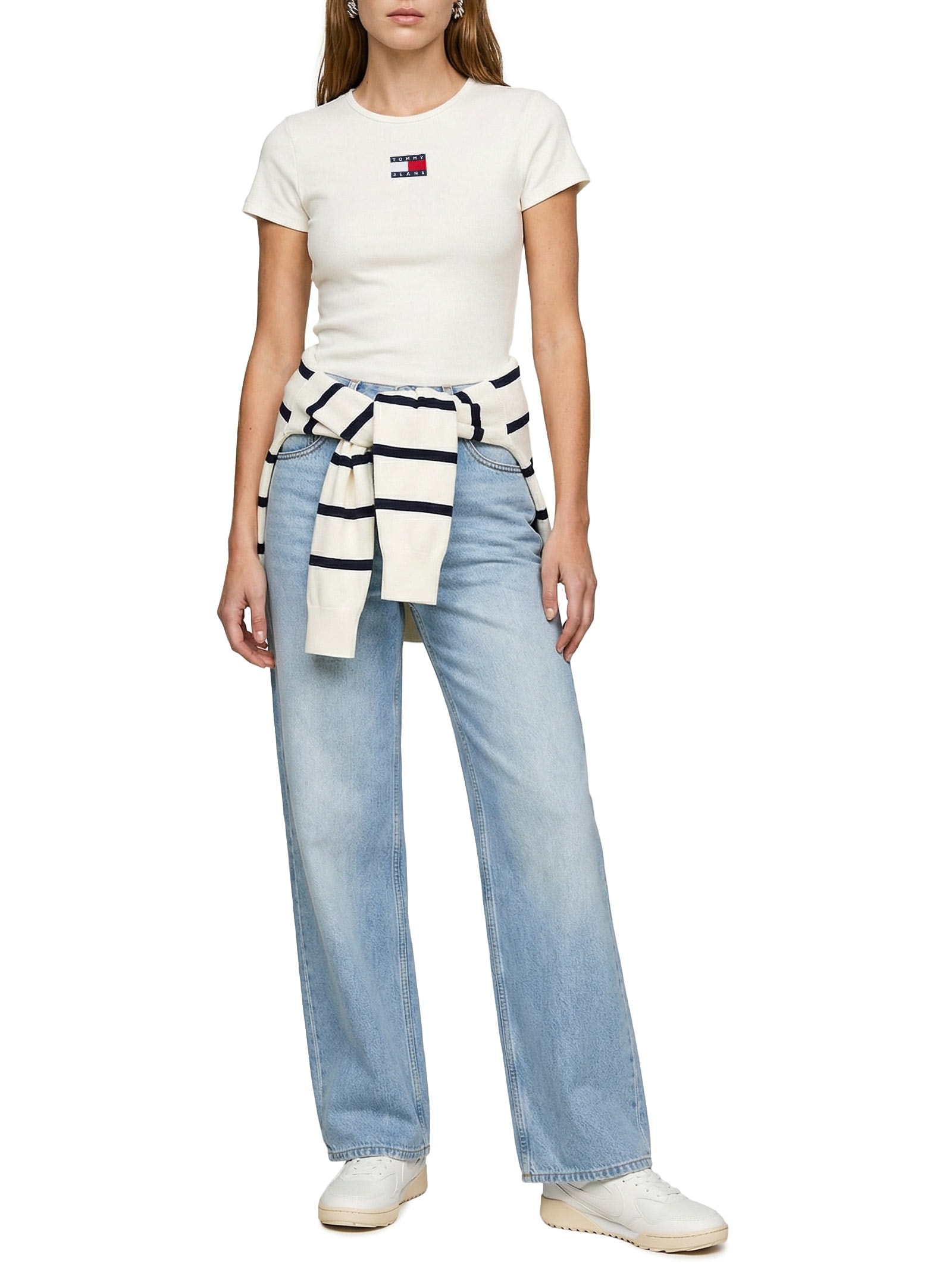 Camiseta Feminina Manga Curta Slim Badge Rib Tee Off White Tommy Jeans