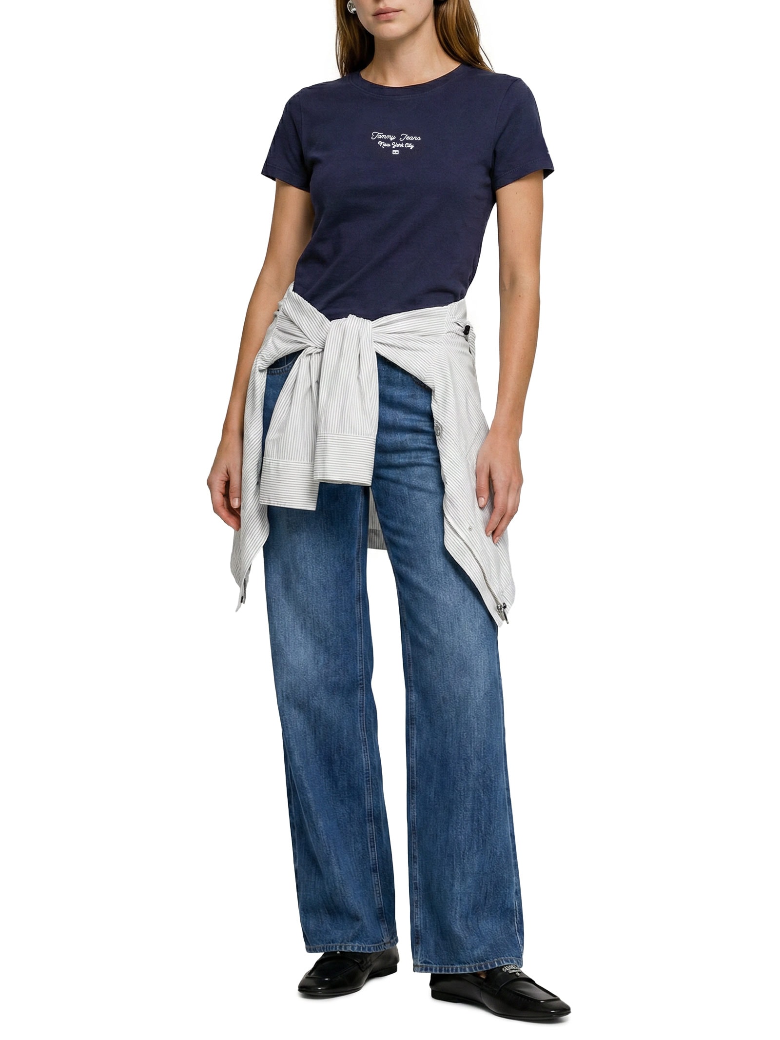 Camiseta Feminina Manga Curta Slim Ess Logo Azul Tommy Jeans