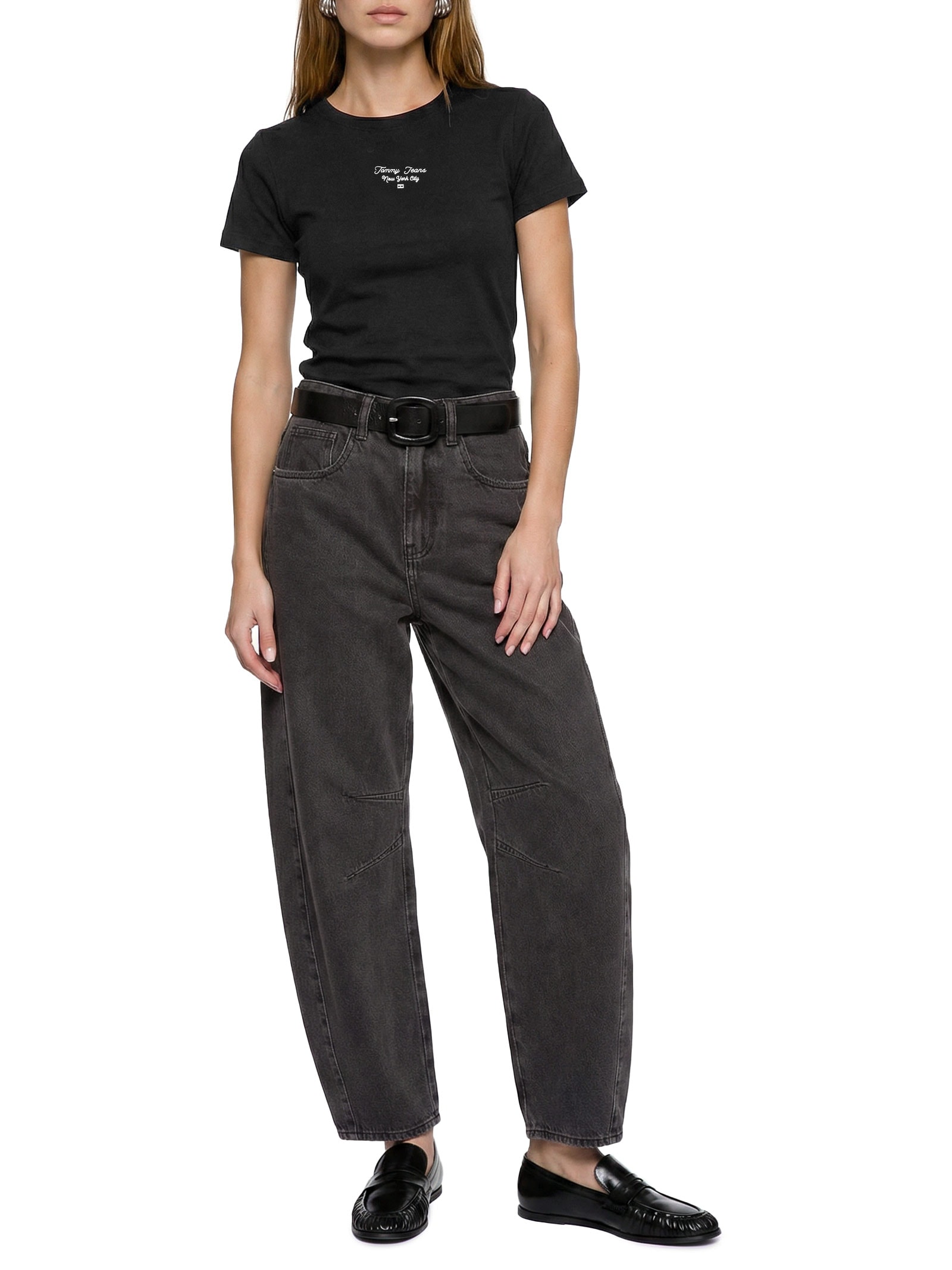 Camiseta Feminina Manga Curta Slim Ess Logo Preto Tommy Jeans