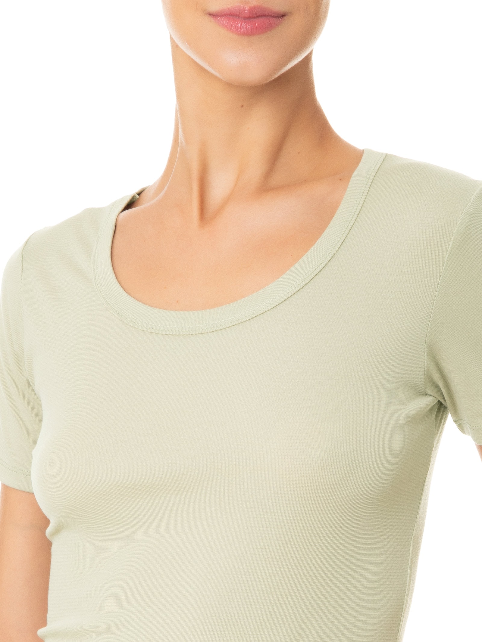 Camiseta Feminina Manga Curta Verde Basiq