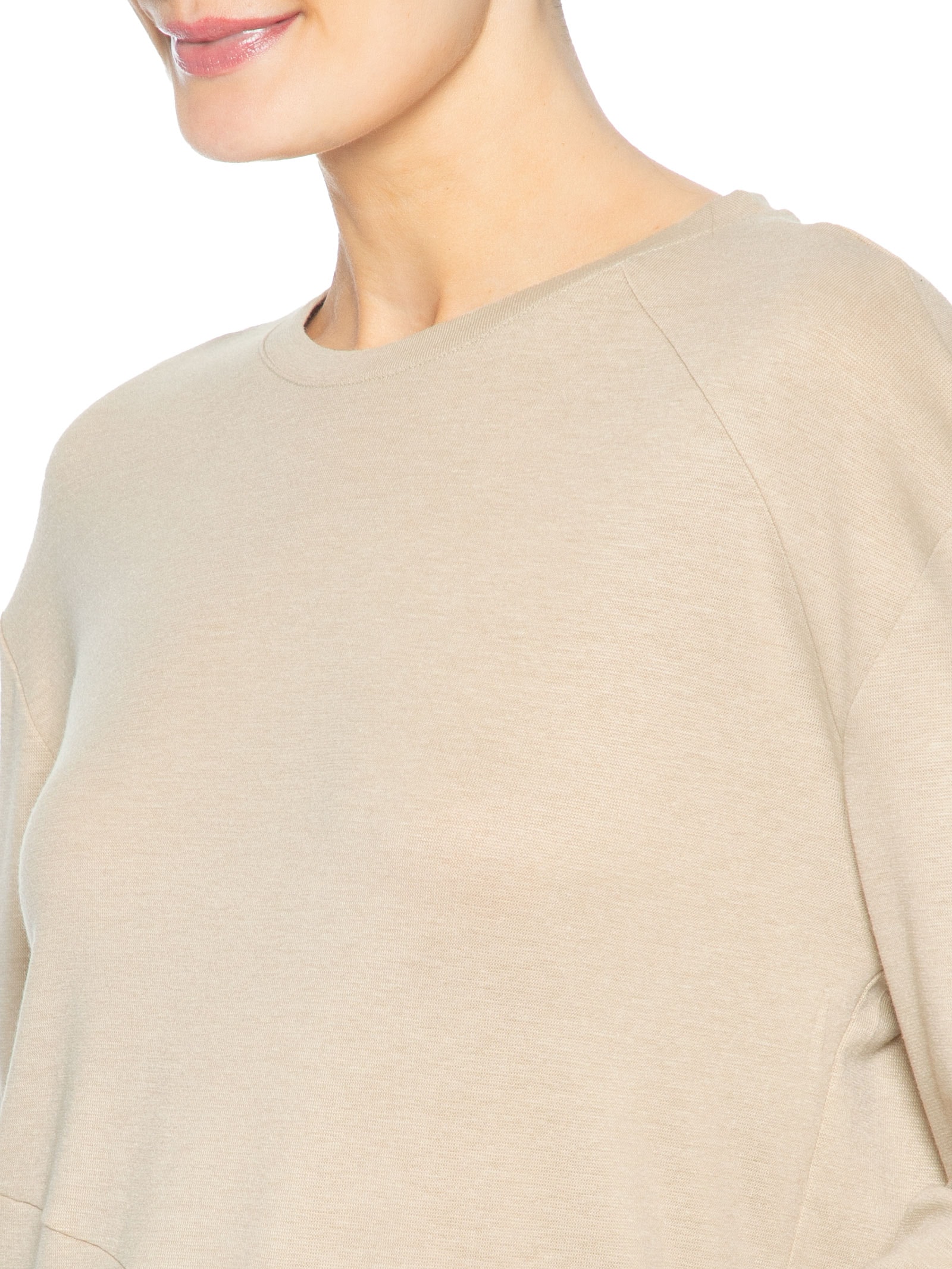 Camiseta Feminina Manga Longa Com Recortes Bege Basiq