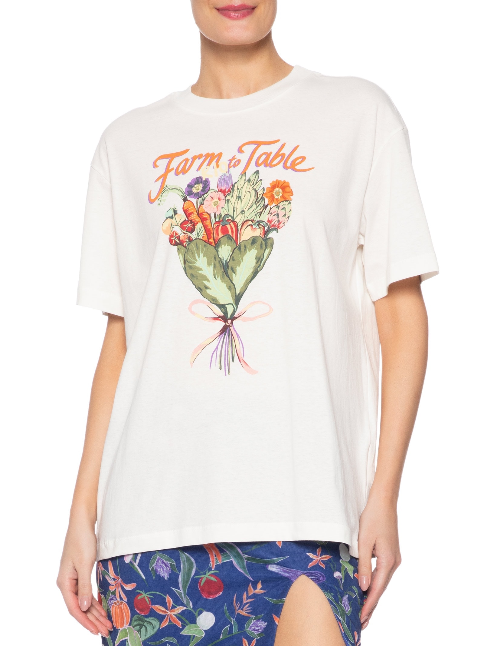 Camiseta Feminina Média Bouquet Feira  Branco Farm
