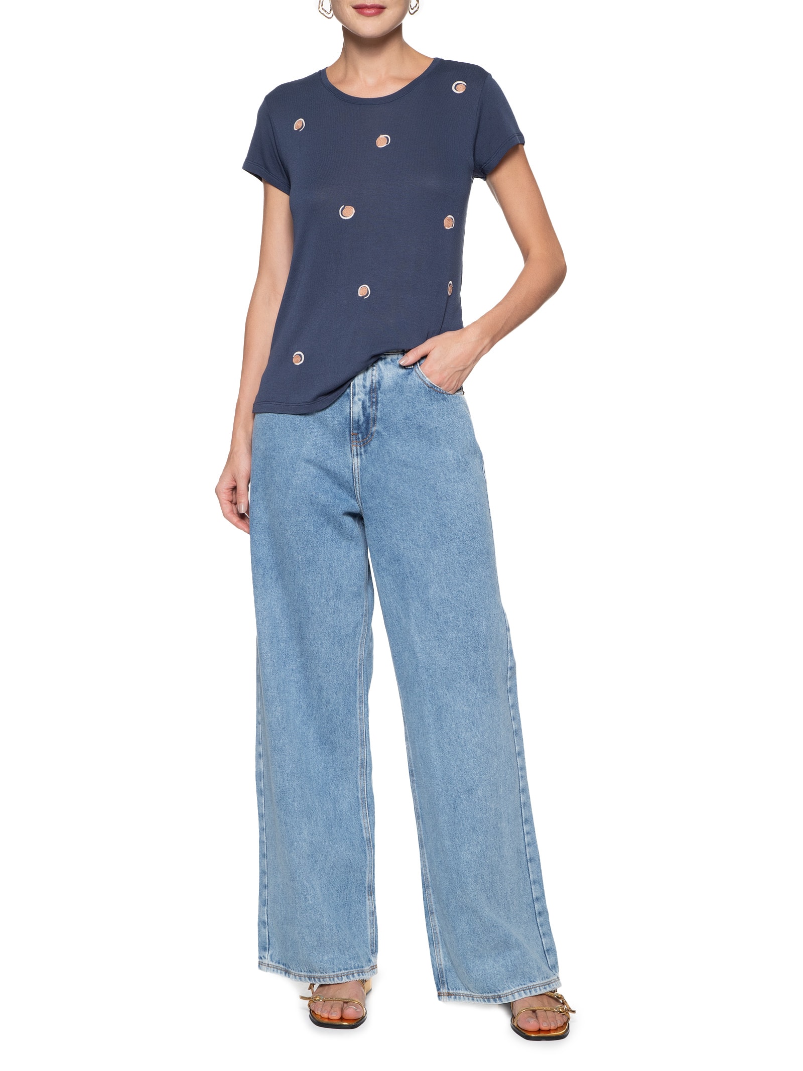 Camiseta Feminina Mini Bordado Poá Azul Shoulder