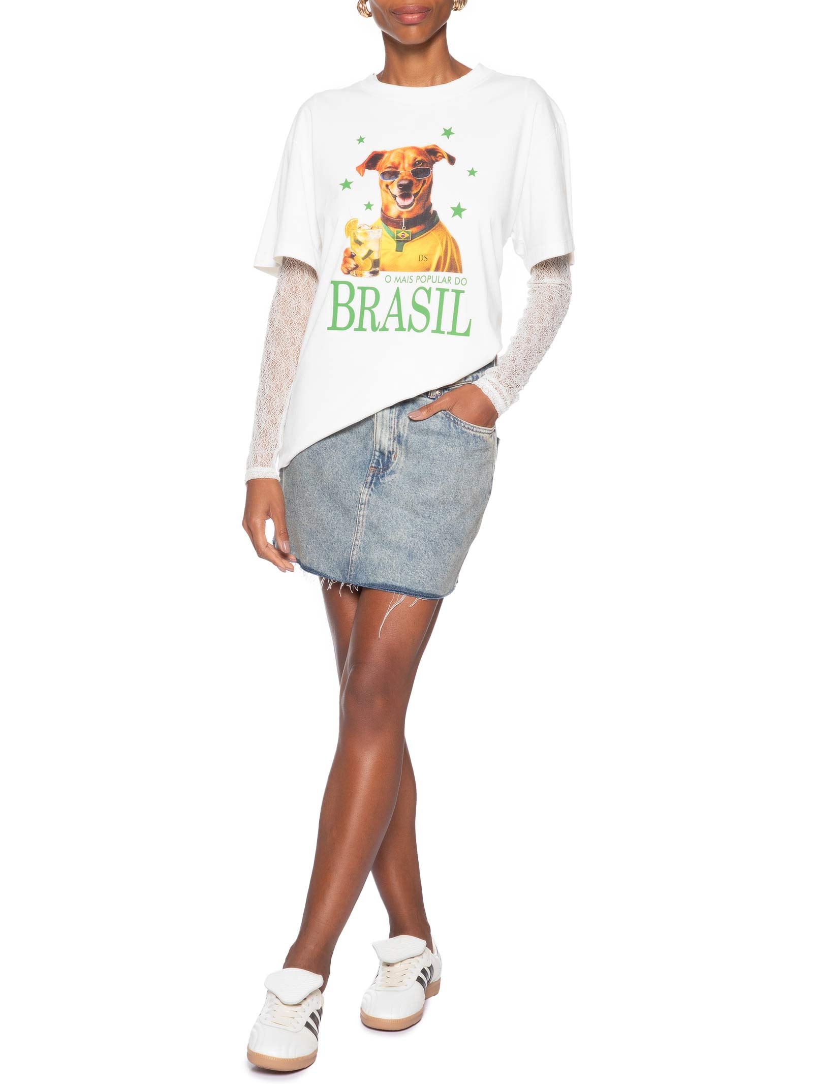 Camiseta Feminina Oversized Estampada Branco Market 33