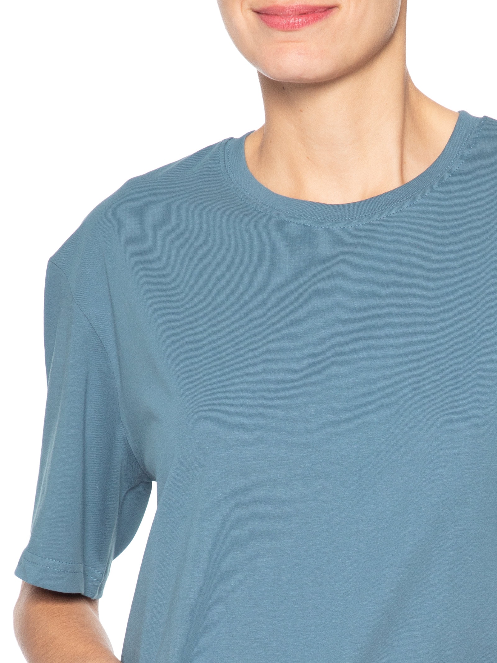 Camiseta Feminina Oversized Manga Curta Azul Basiq