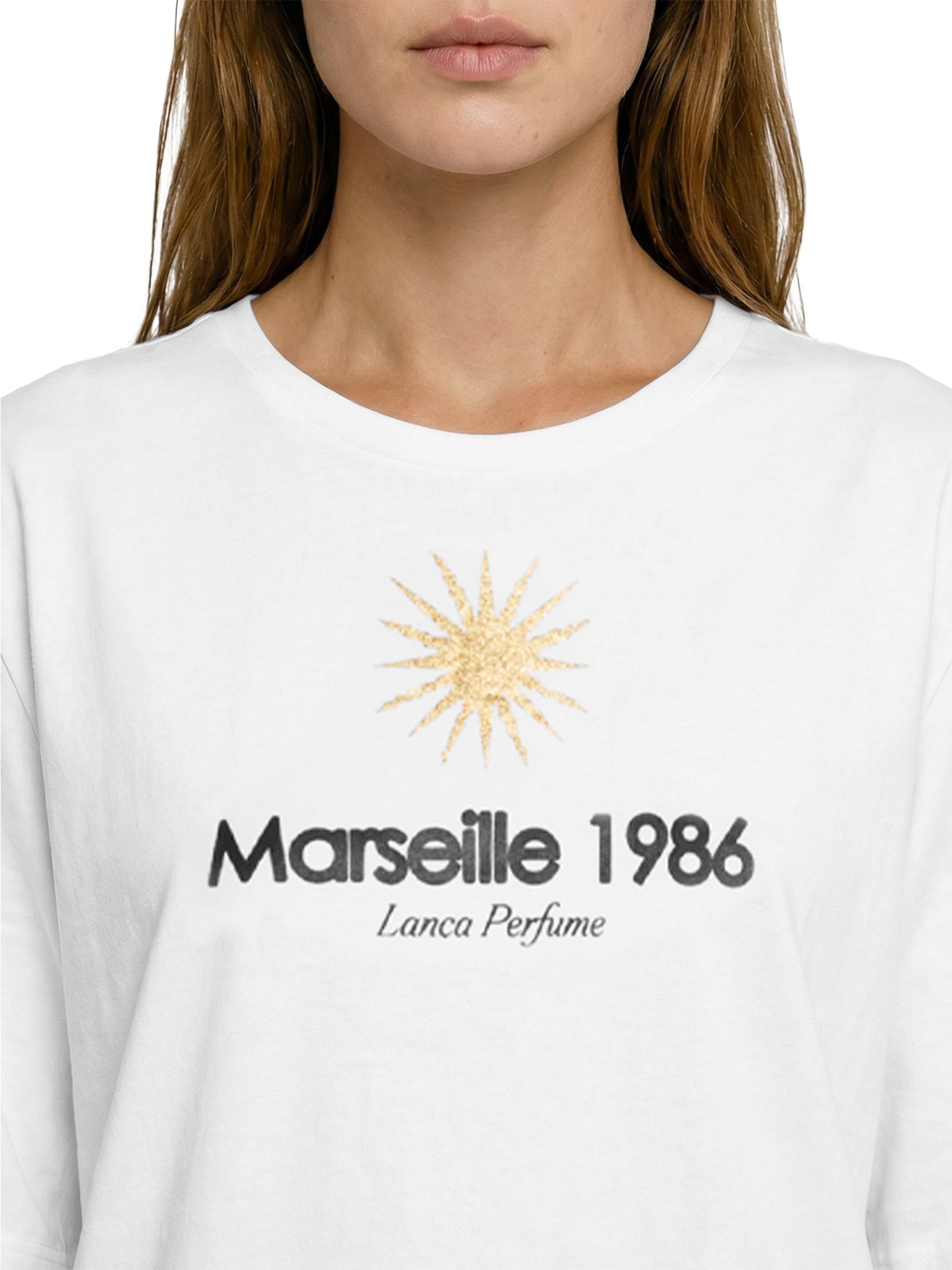 Camiseta Feminina Oversized Manga Média Branco Lança Perfume