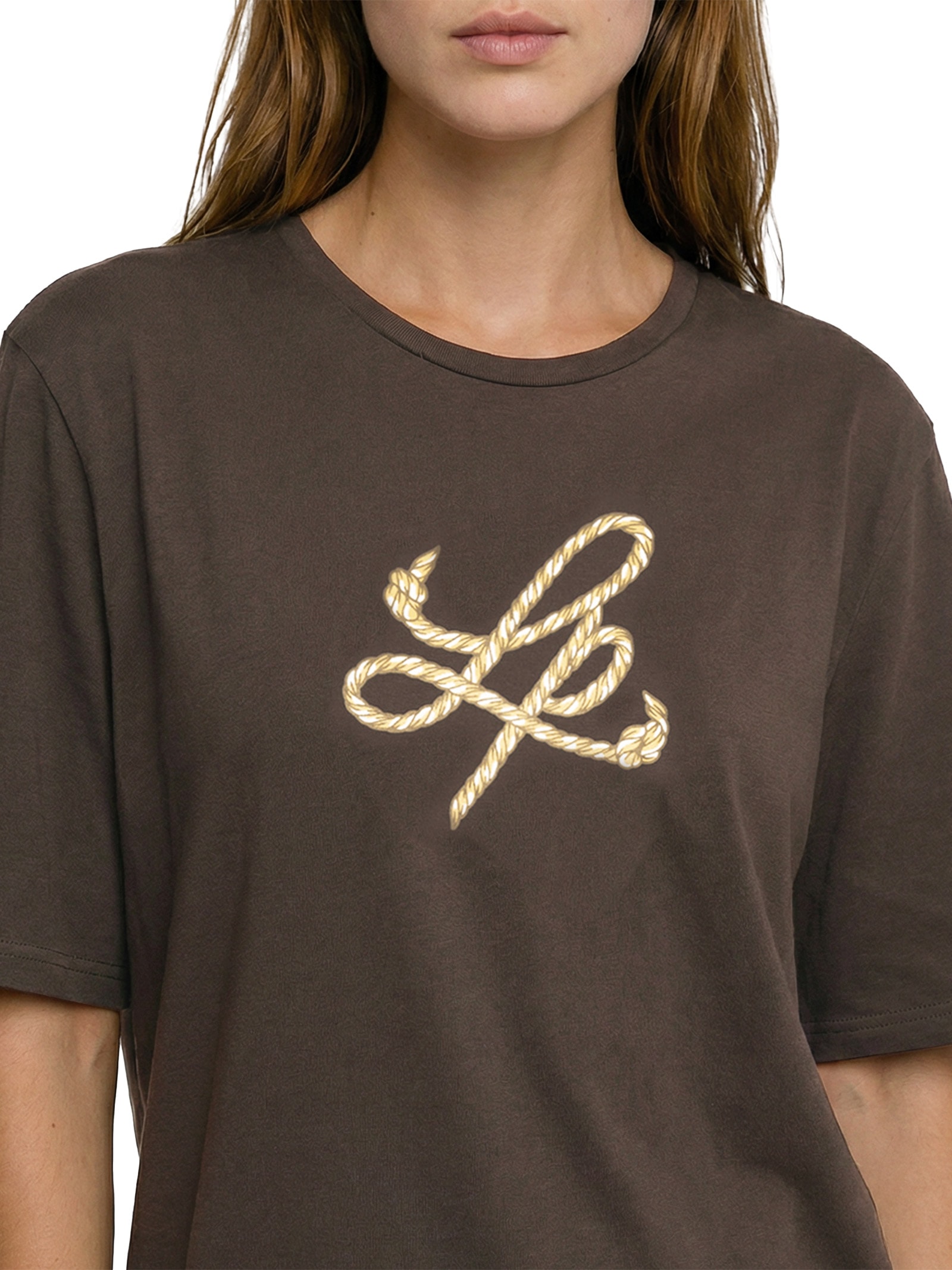 Camiseta Feminina Oversized Manga Média Marrom Lança Perfume