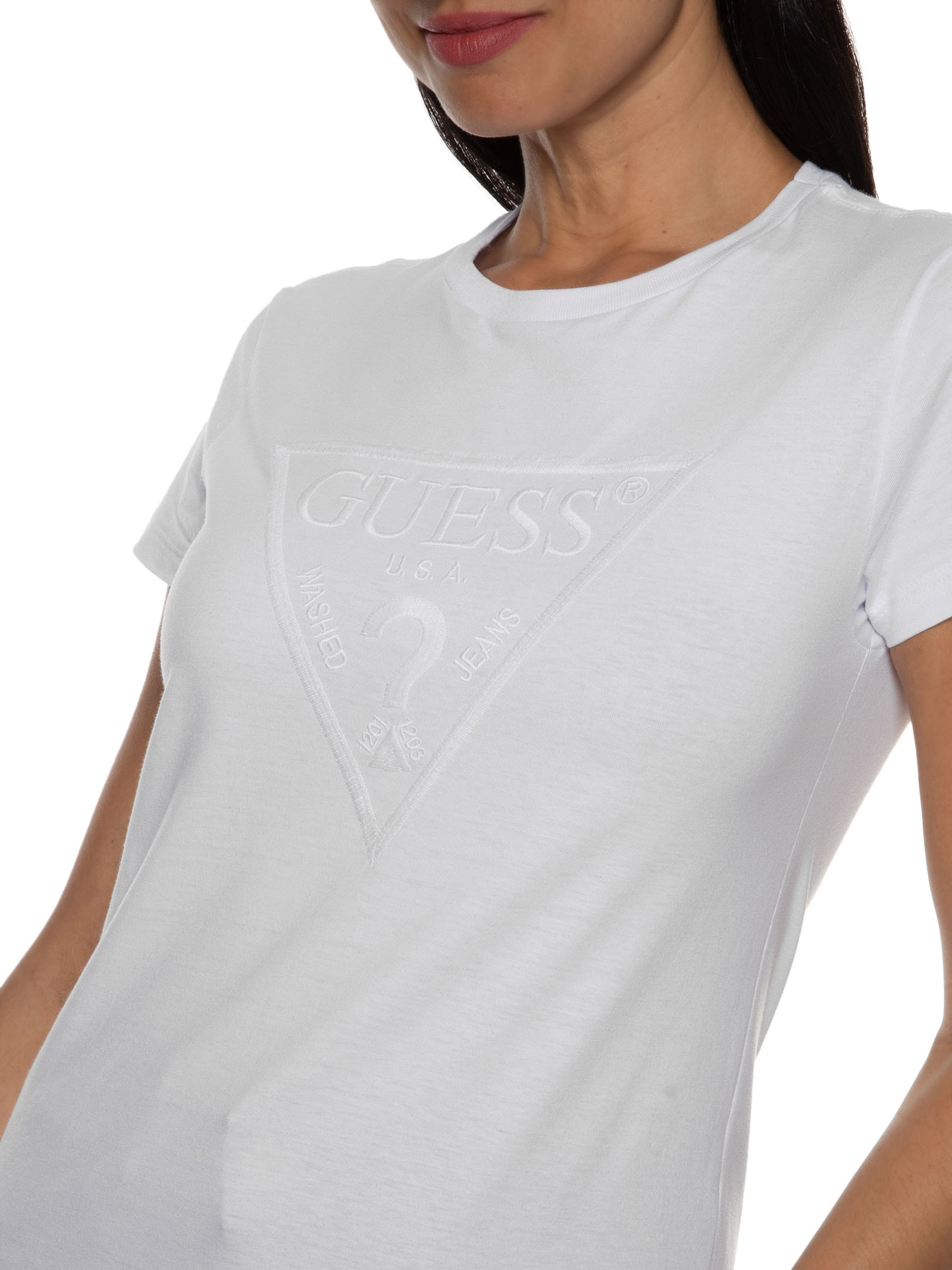 Camiseta Feminina Paetê e Bordado Branco Guess