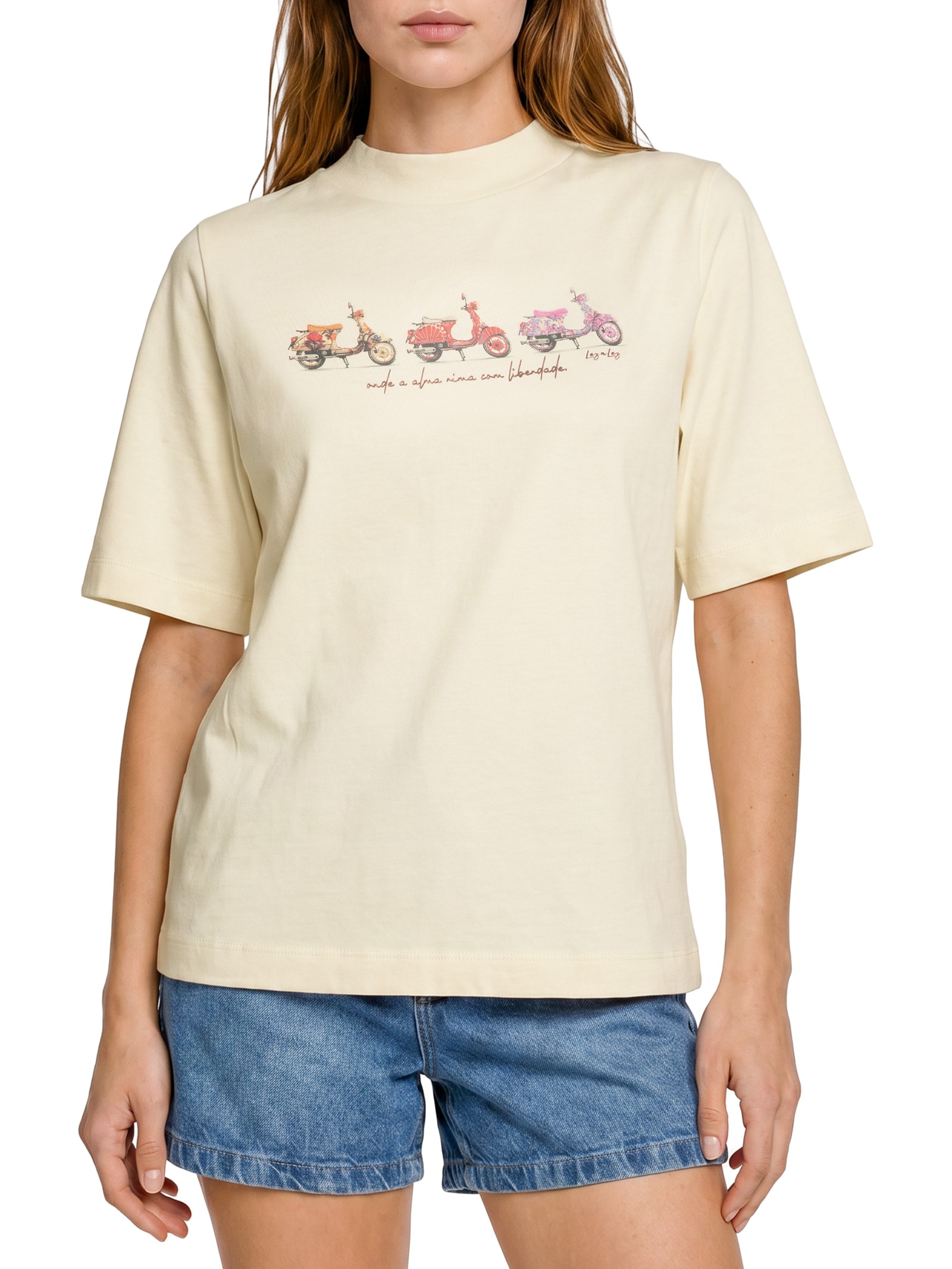 Camiseta Feminina Penteada Bege Lez A Lez