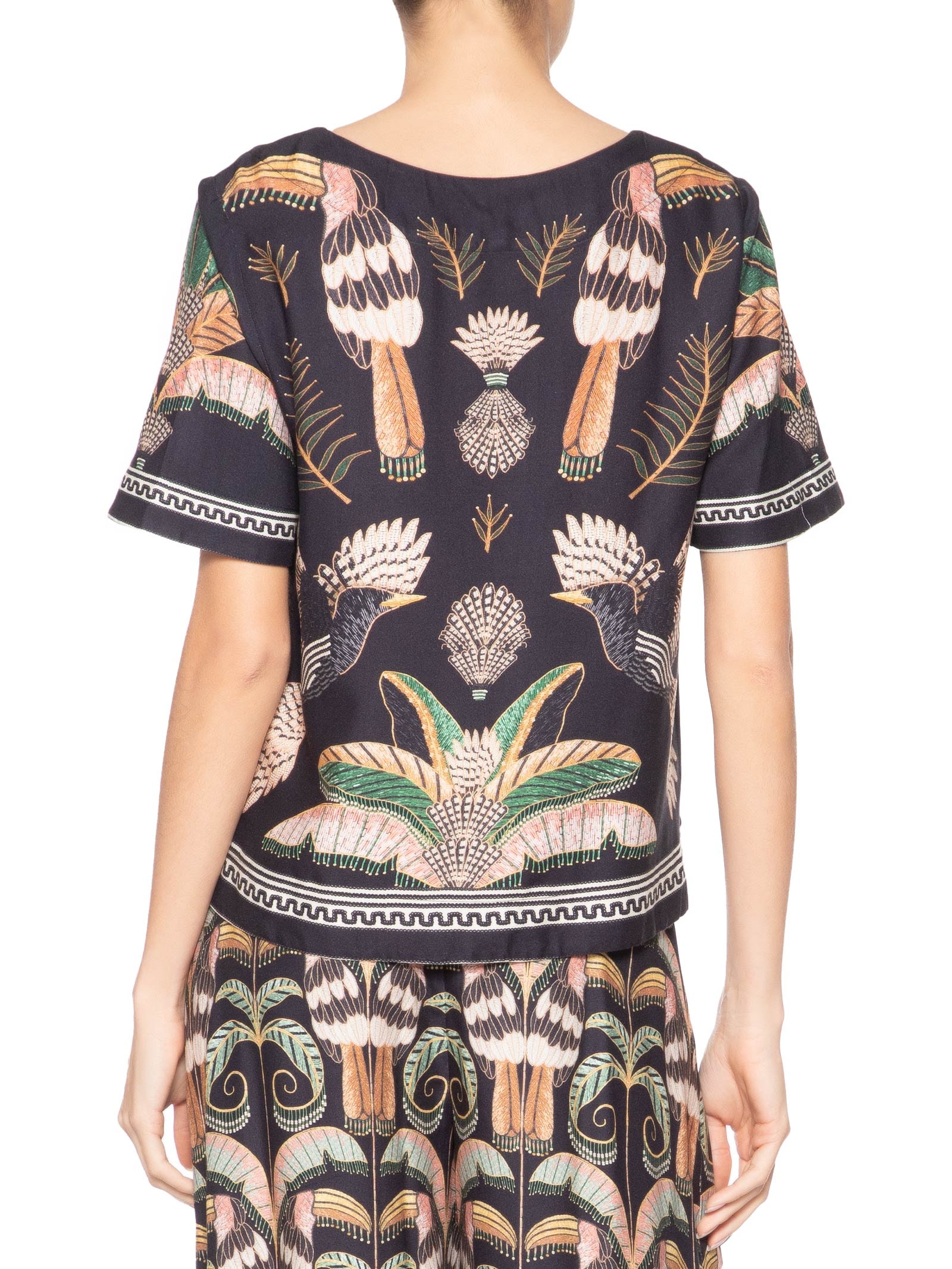 Camiseta Feminina Recanto Dos Pássaros Preto Farm