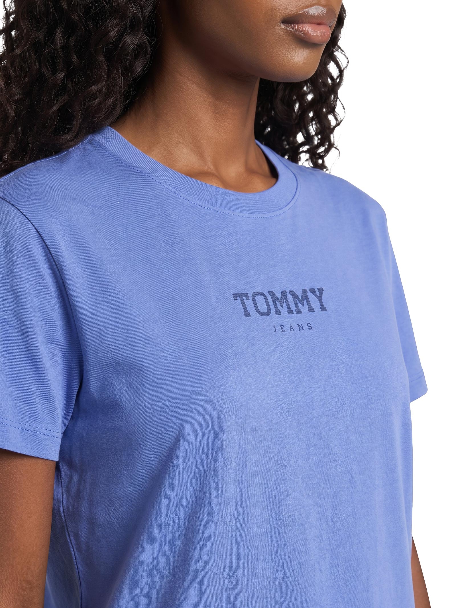 Camiseta Feminina Reg Essential Logo 2 Tee  – Azul Tommy Jeans