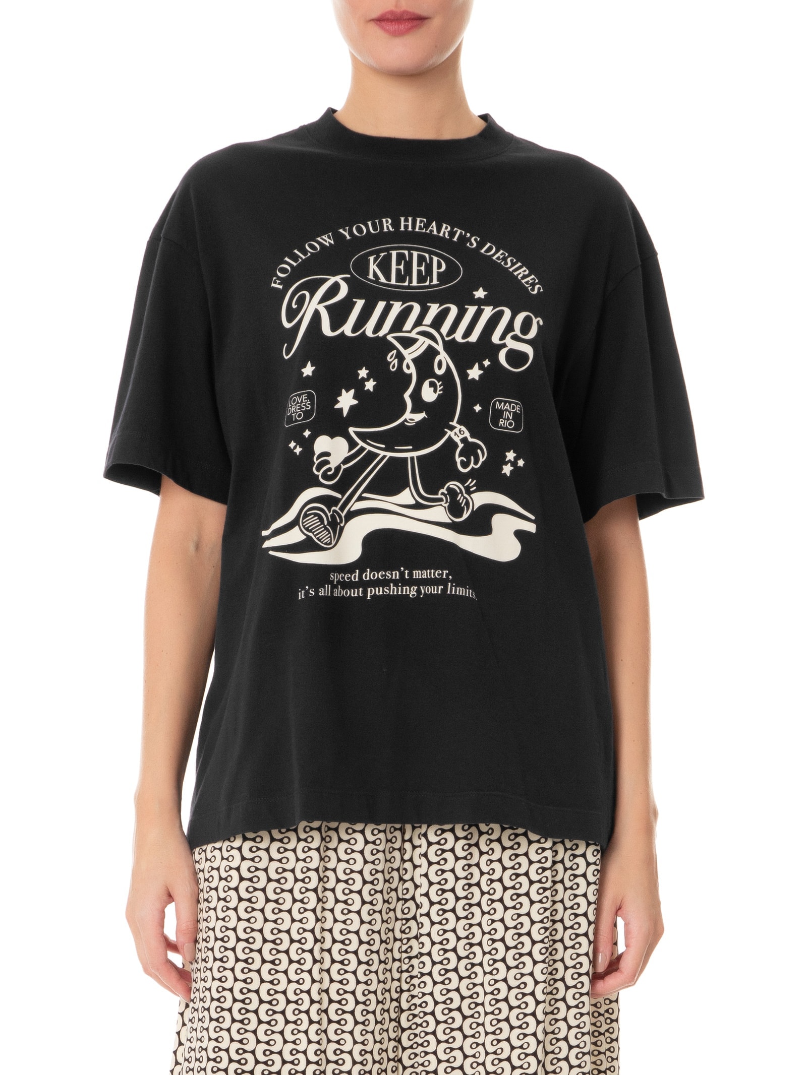 Camiseta Feminina Silk Keep Running Preto Love Dress