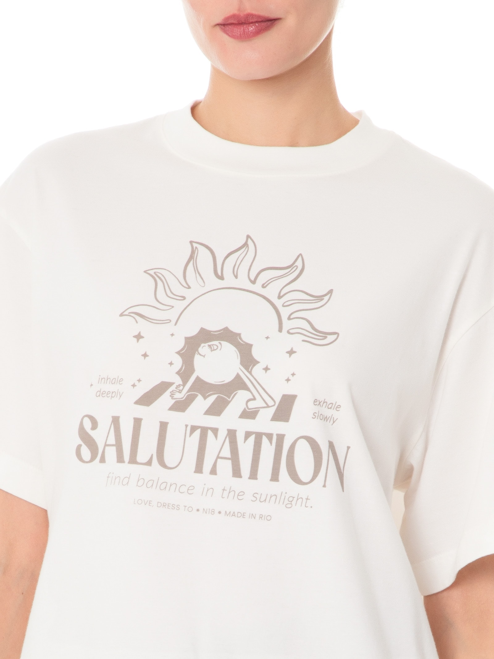 Camiseta Feminina Silk Salutation Branco Dress To