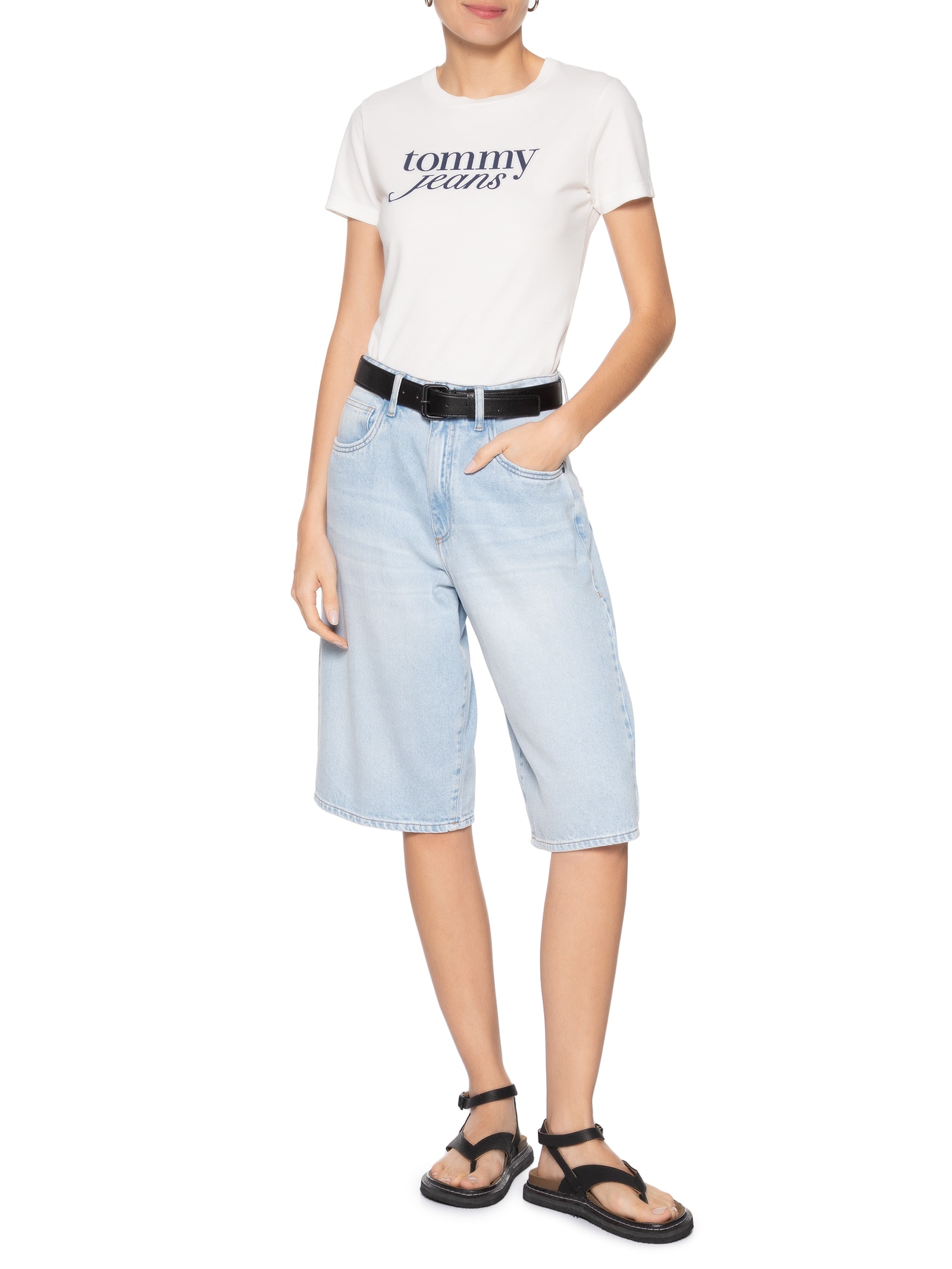 ?Camiseta Feminina Slim Essential Logo Tee Ext Branco Tommy Jeans