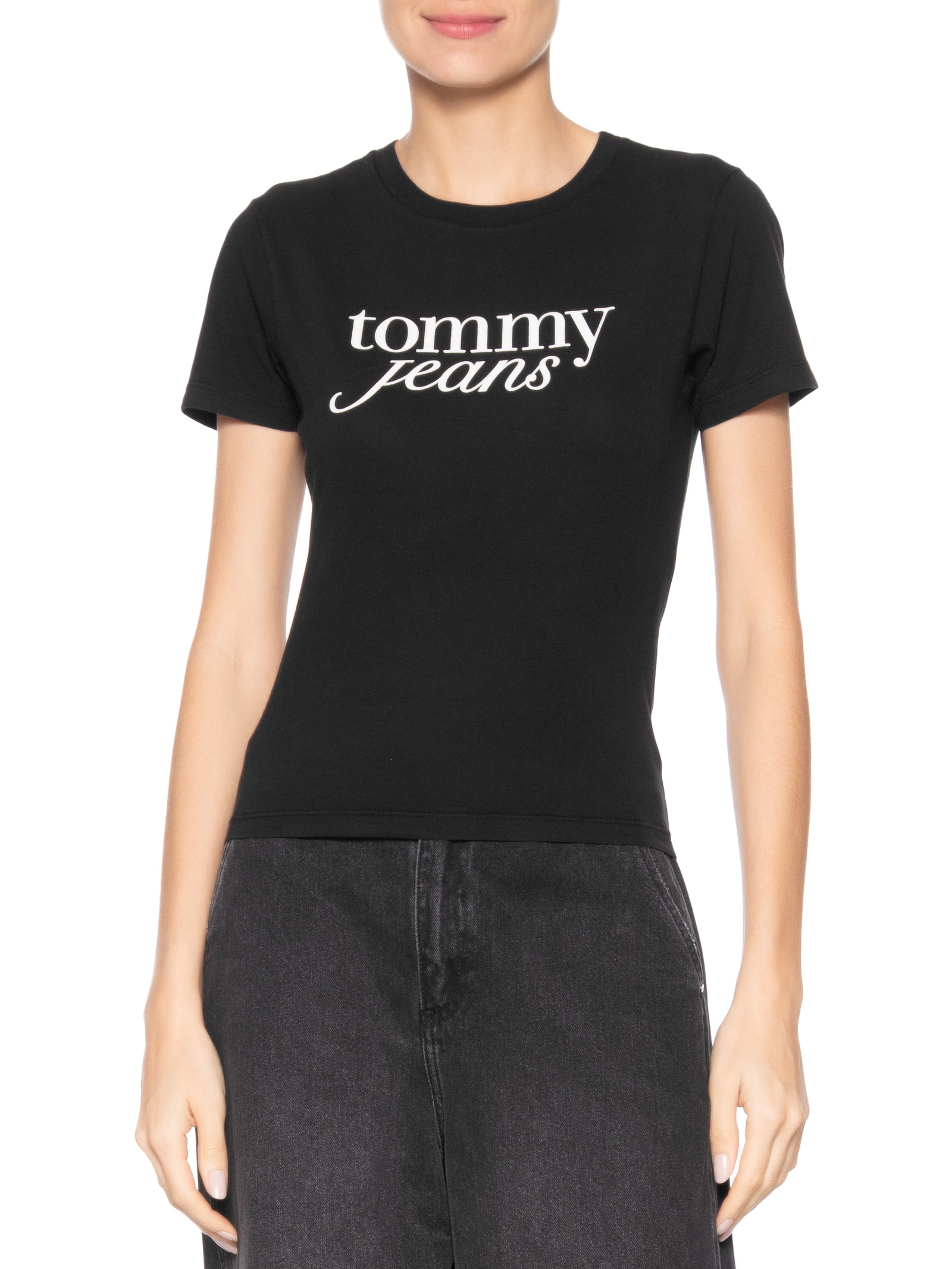 ?Camiseta Feminina Slim Essential Logo Tee Ext Preto Tommy Jeans
