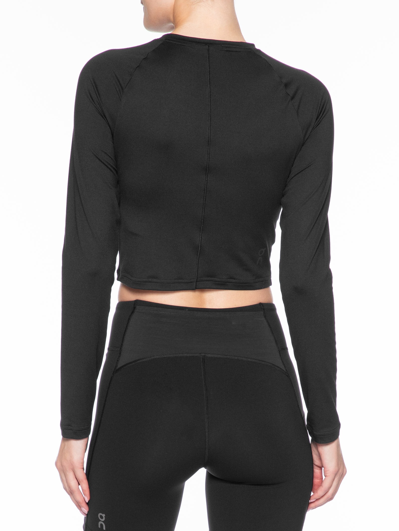 Camiseta Feminina Studio Long-T Crop Preto On Running