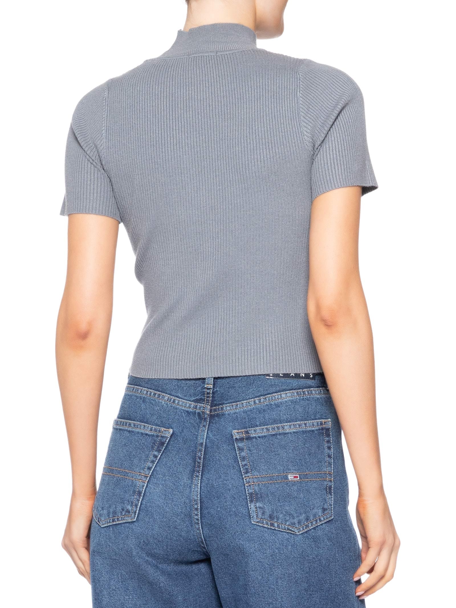 Camiseta Feminina Tricot Cropped Básica Cinza Basiq