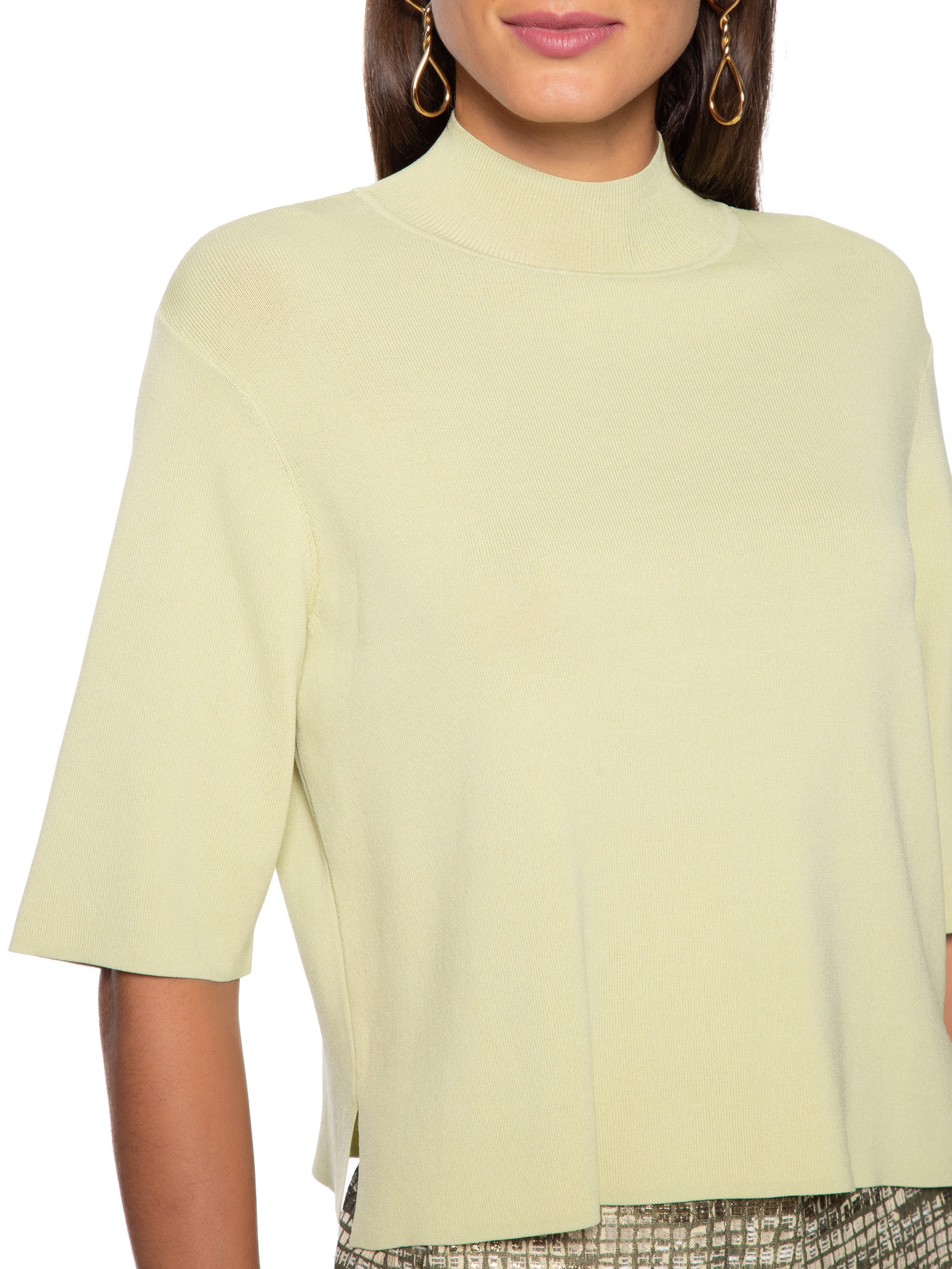 Camiseta Feminina Tricot Gola Alta Verde Animale