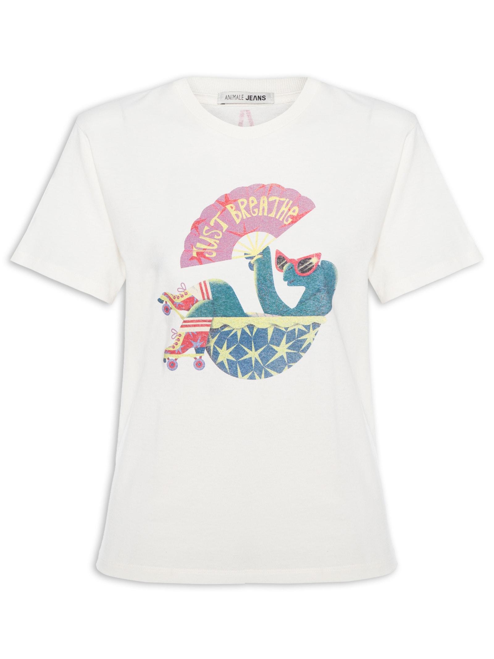 Camiseta Feminina Turtle Just Breathe Off White Animale Jeans