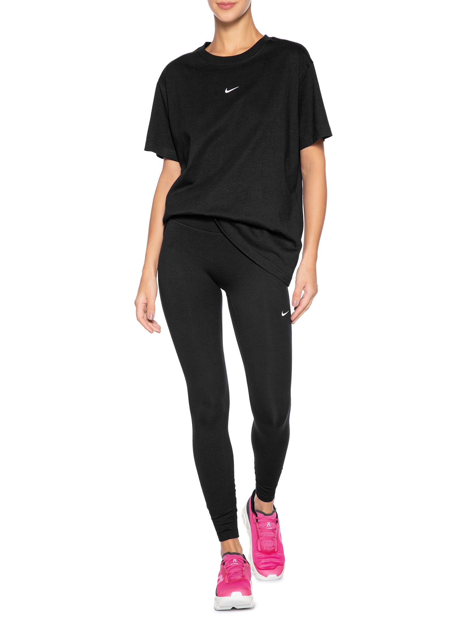 Camiseta Feminina W NSW Classic SS Tee Preto Nike