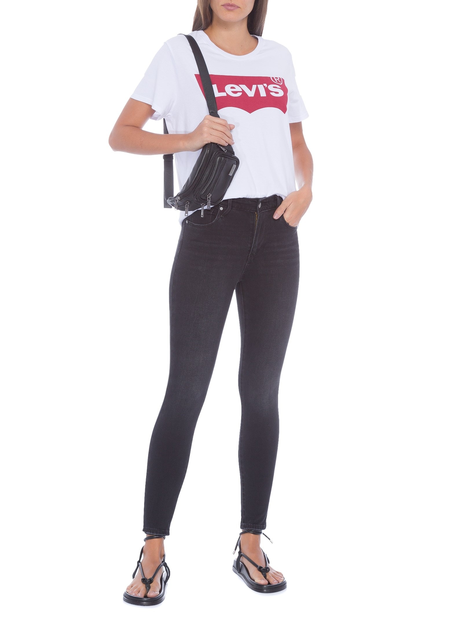 Camiseta Logo Batwing Classic Branco Levi's