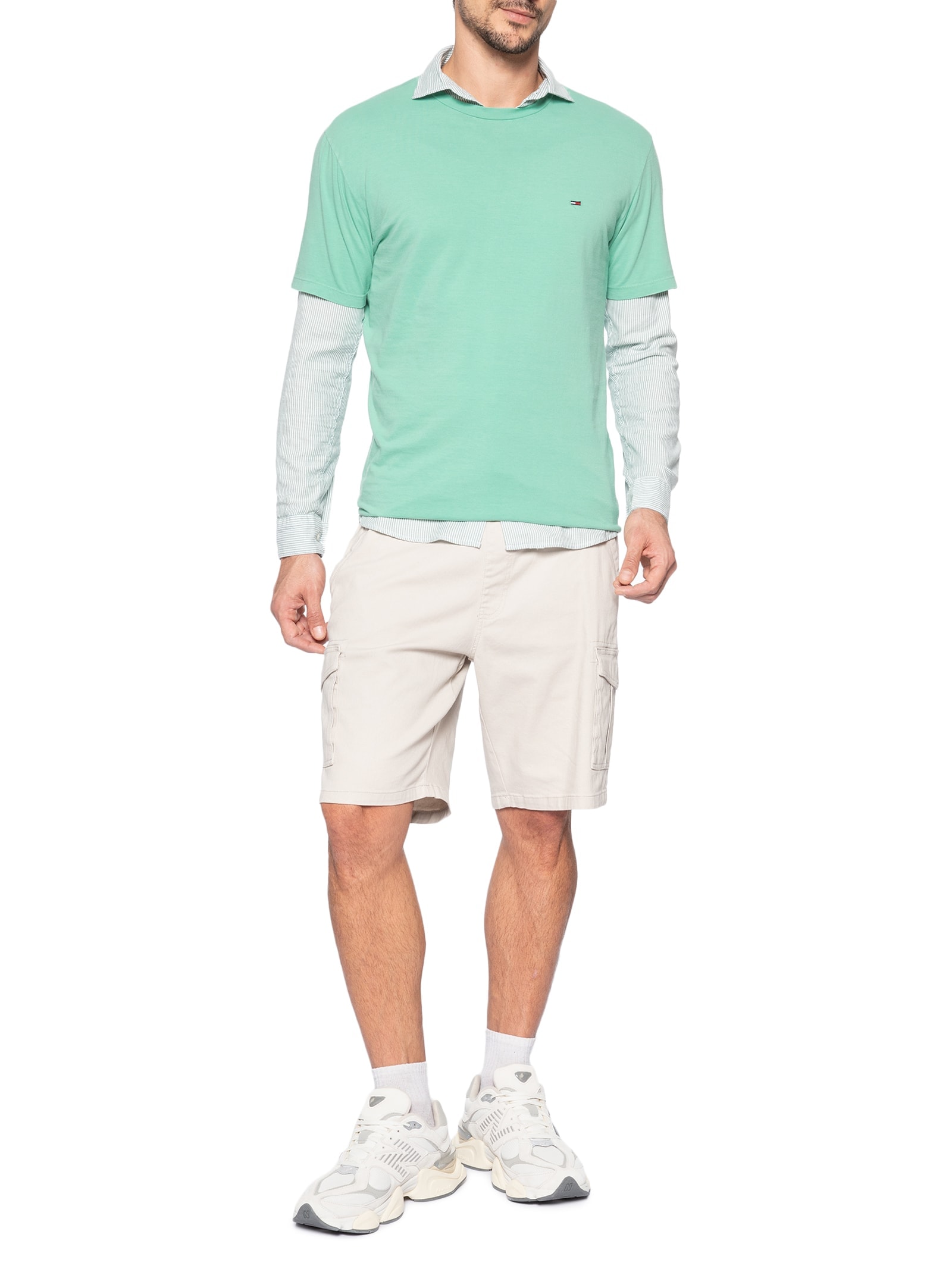 Camiseta Masculina Básica Bandeira Alongada Regular Fit Em Algodão Verde Tommy Jeans