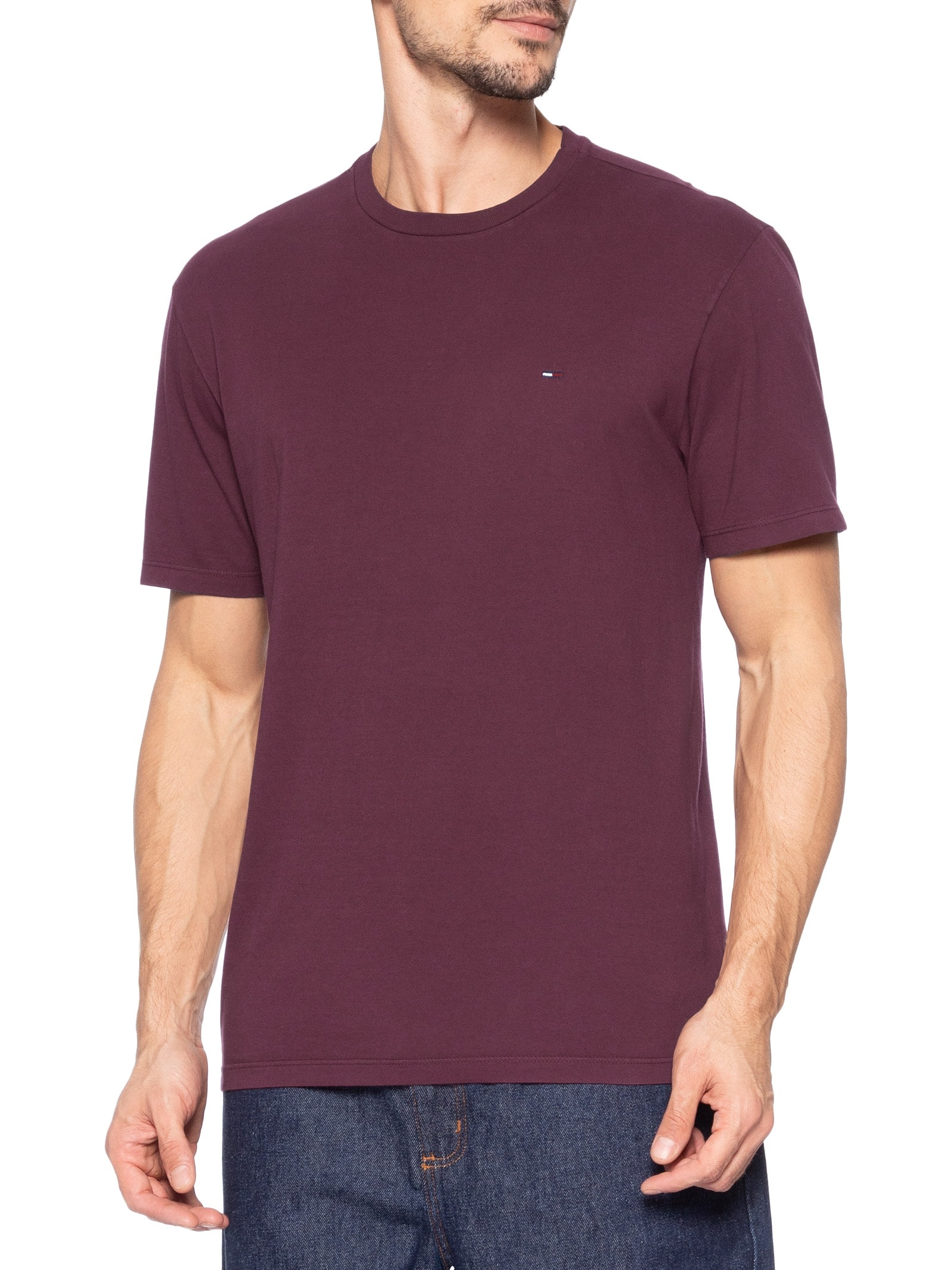 Camiseta Masculina Básica Bandeira Alongada Regular Fit Em Algodão Vermelho Tommy Jeans