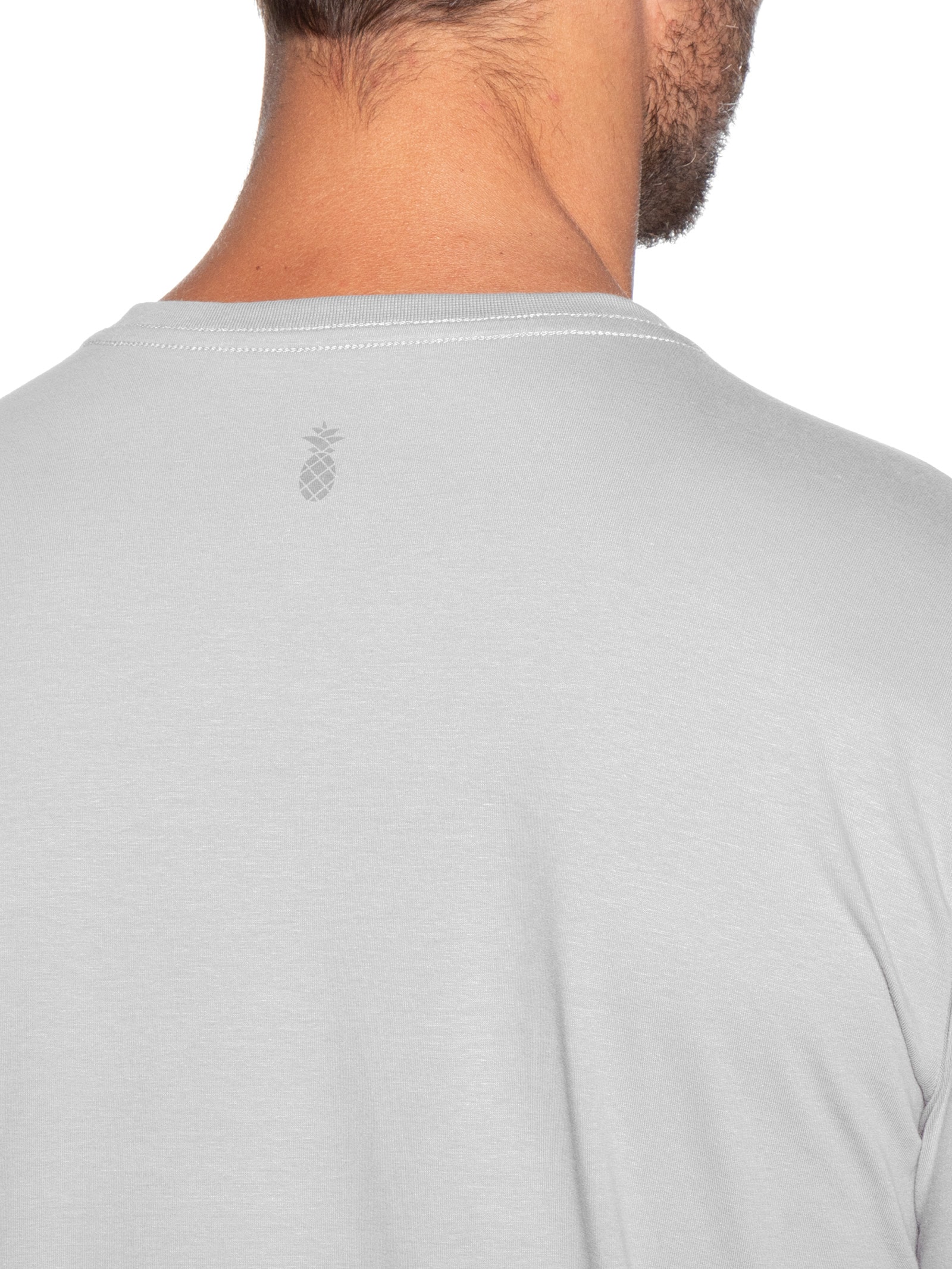 Camiseta Masculina Básica Em Algodão Egípcio Stretch Cinza Pineapple