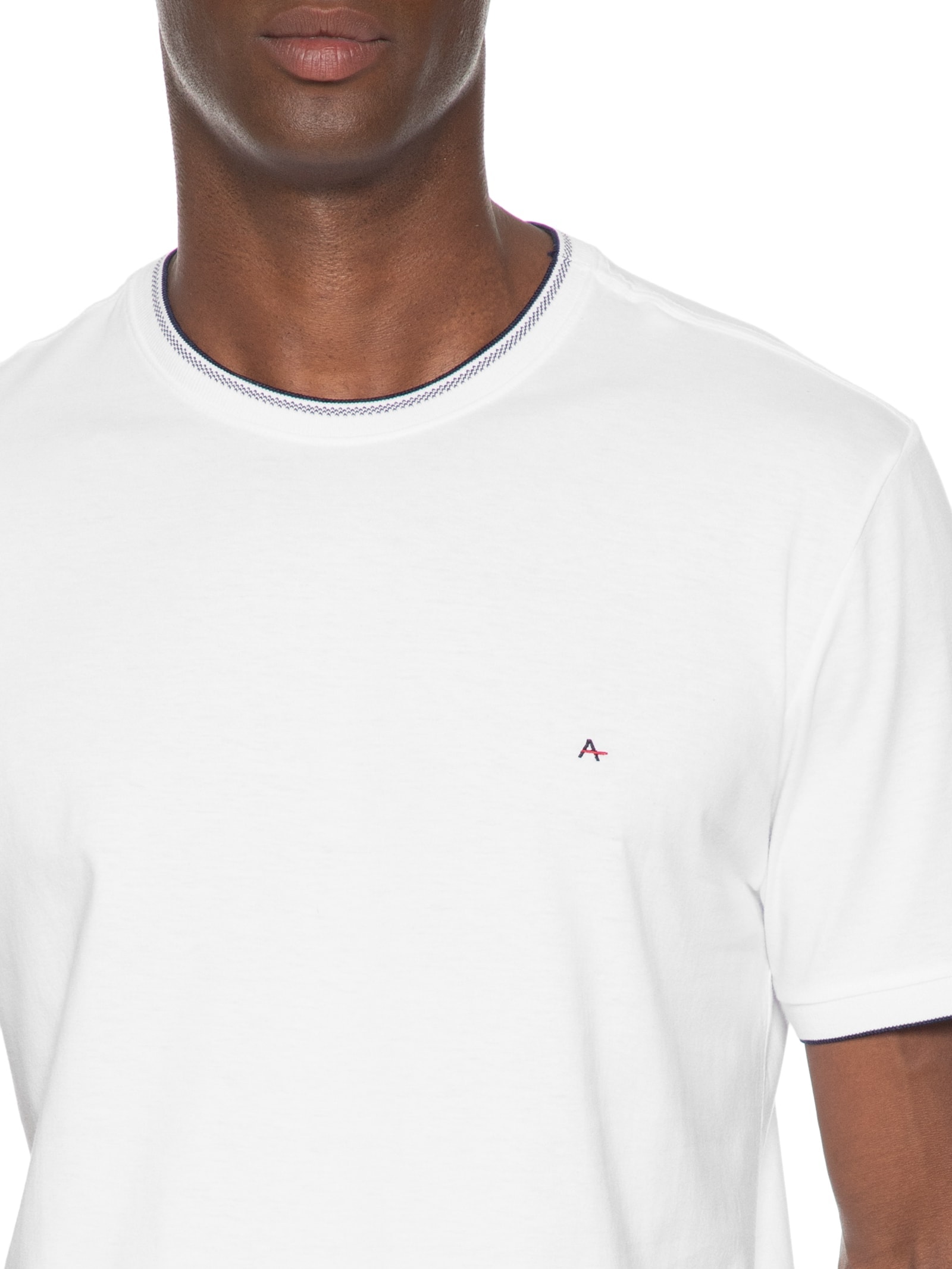 Camiseta Masculina Básica Friso Na Gola Branco Aramis