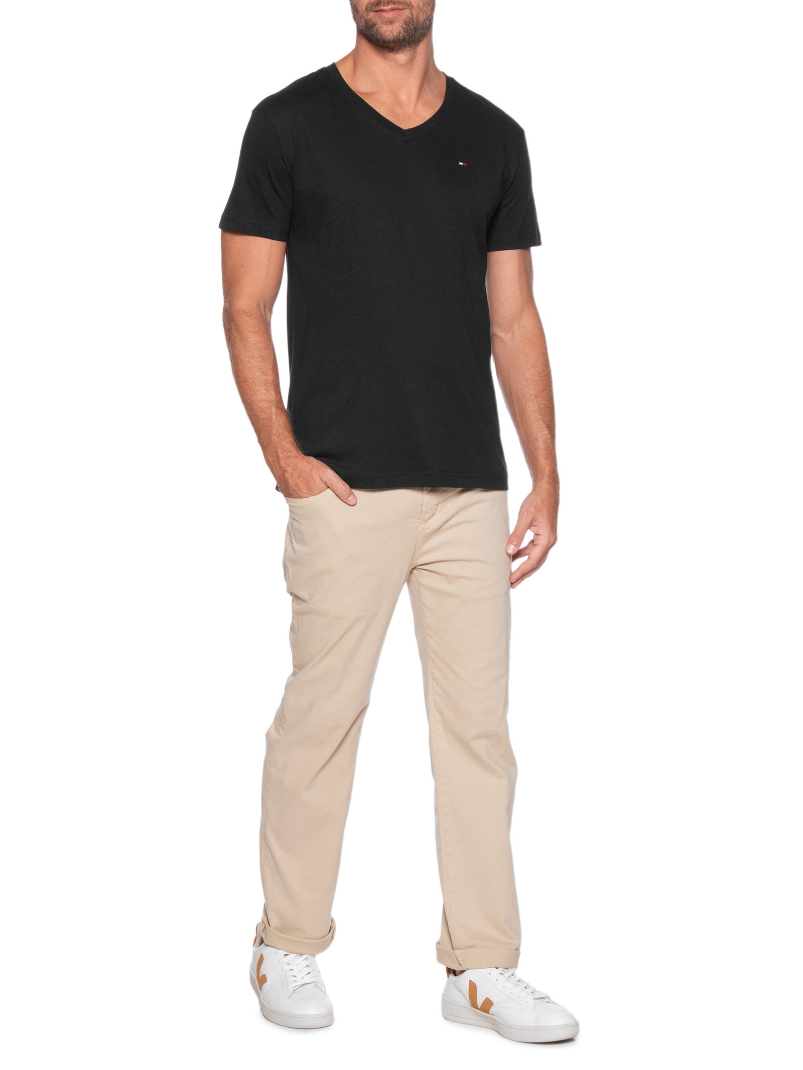 Camiseta Masculina Básica Gola V Regular Fit Em Algodão Preto Tommy Hilfiger