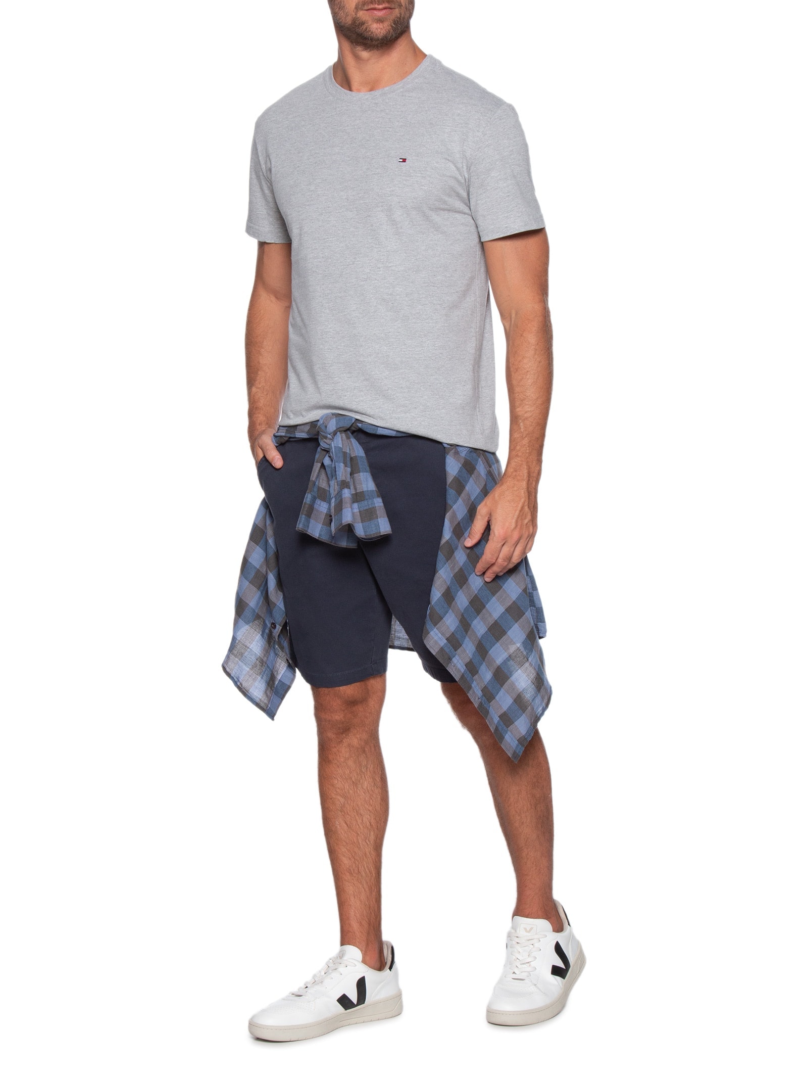 Camiseta Masculina Básica Regular Fit Em Algodão Cinza Tommy Hilfiger