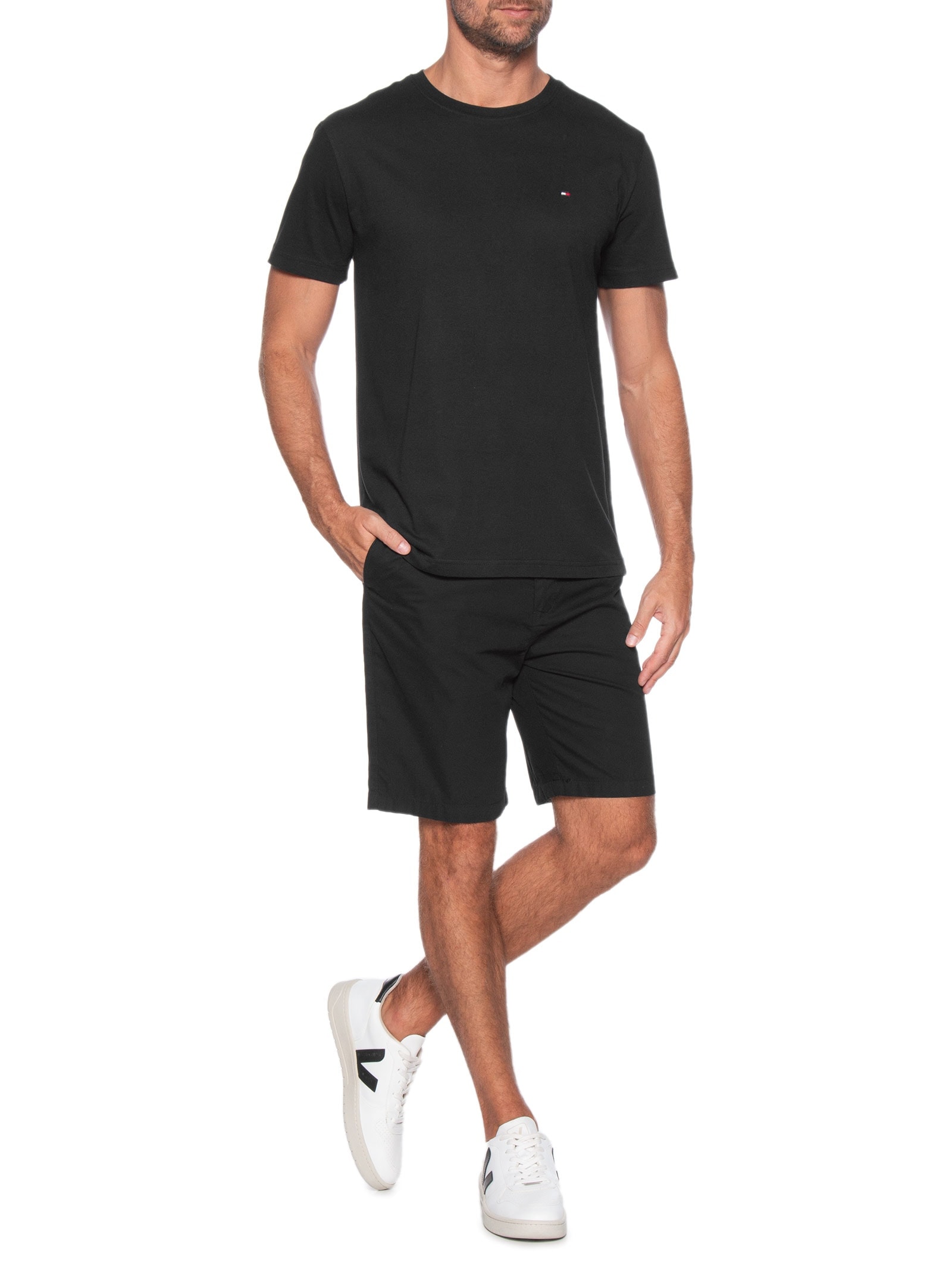 Camiseta Masculina Básica Regular Fit Em Algodão Preto Tommy Hilfiger