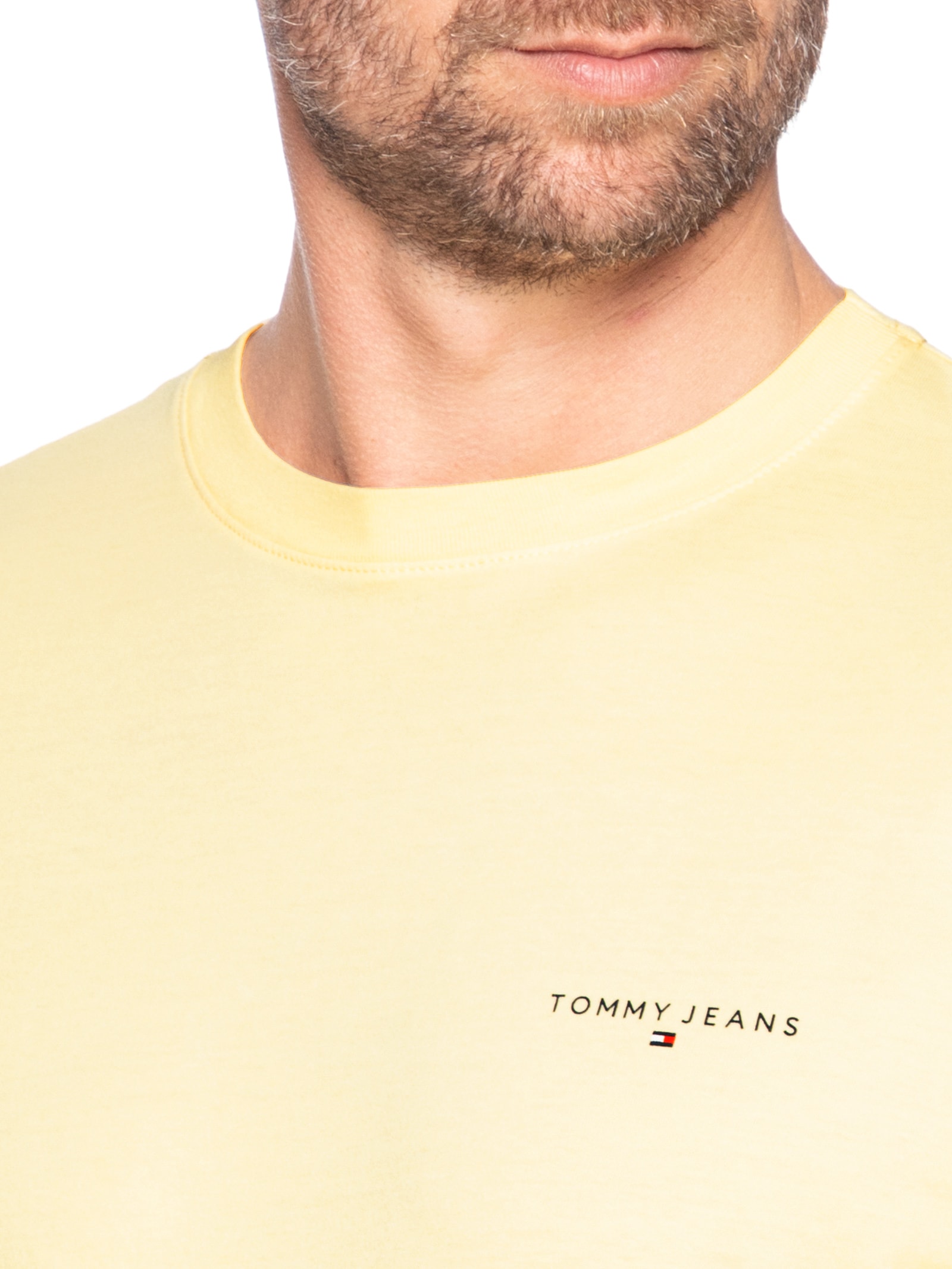 Camiseta Masculina Básica Regular Fit Linear Chest Em Algodão Amarelo Tommy Jeans