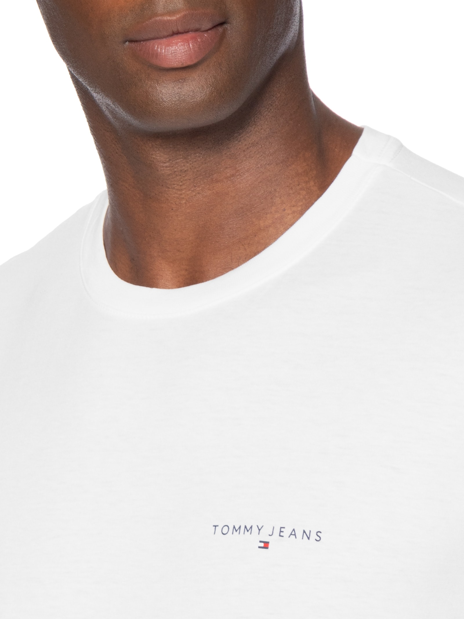 Camiseta Masculina Básica Regular Fit Linear Chest Em Algodão Branco Tommy Jeans