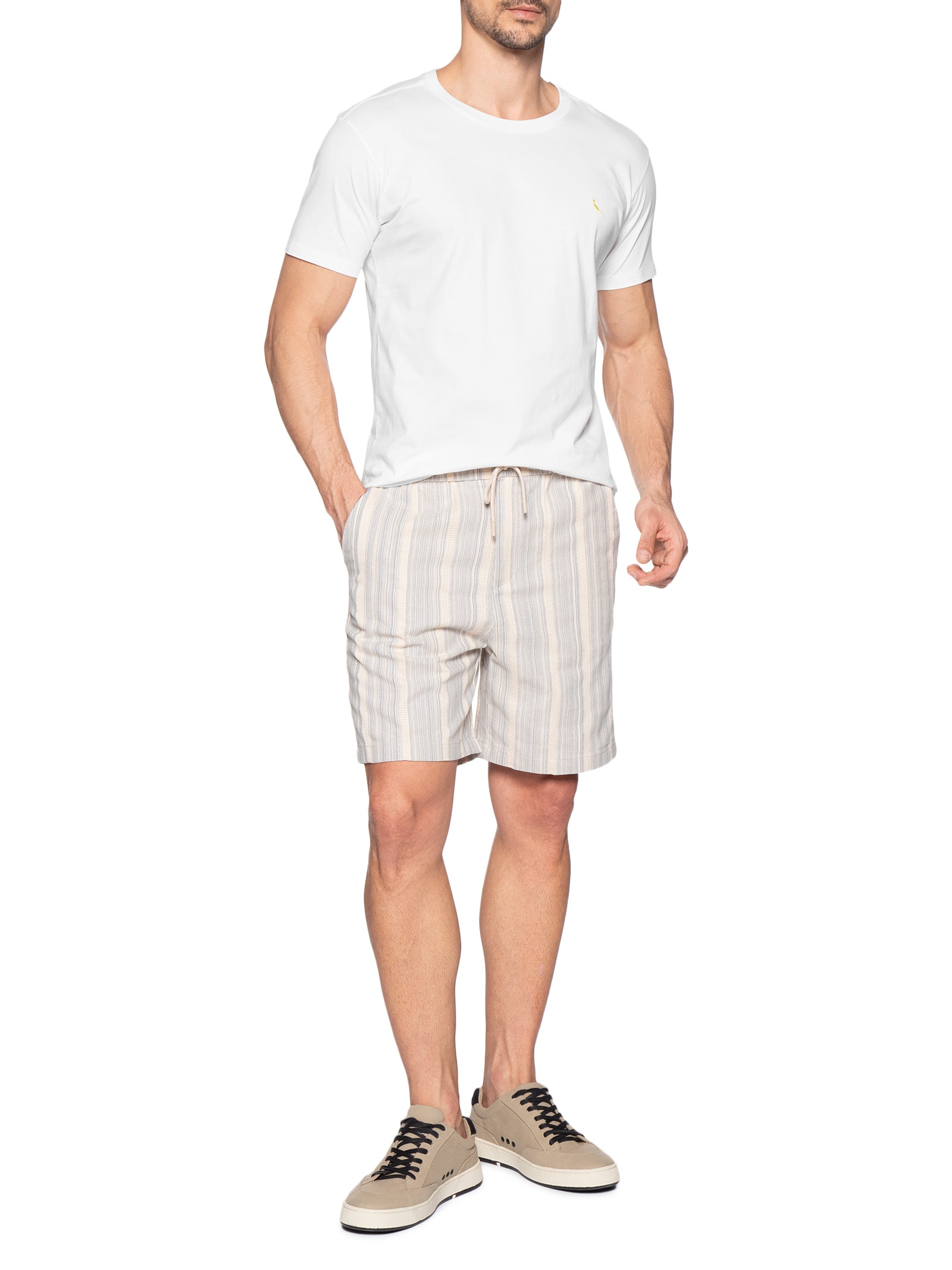Camiseta Masculina Bordado Pica Pau Com Caixa Presenteável – Branco Reserva