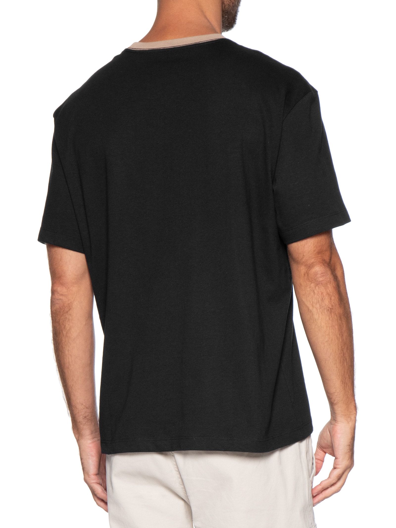 Camiseta Masculina Boxy Gola Contrastante – Preto Calvin Klein Jeans