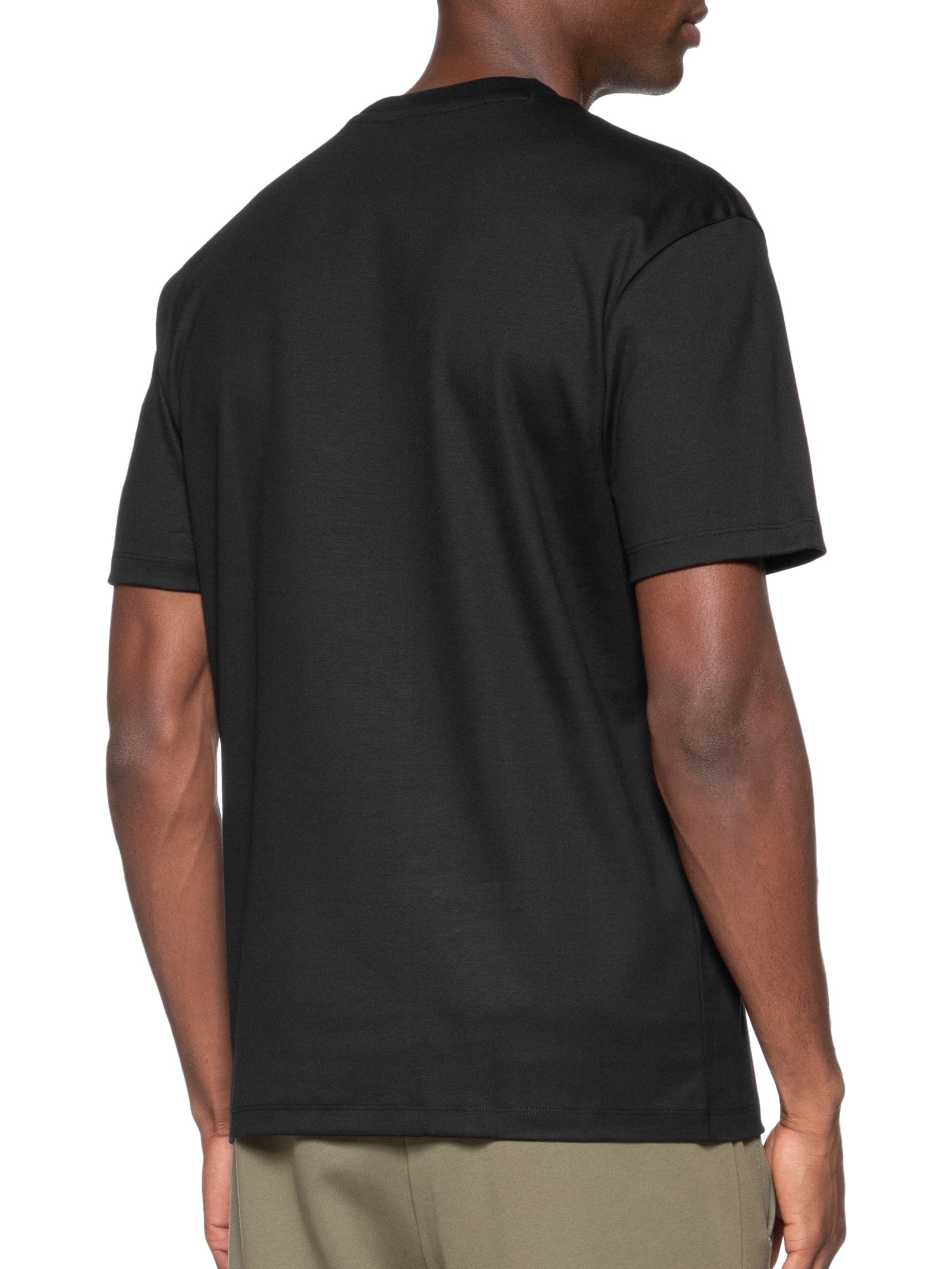 Camiseta Masculina Dalile Preto Hugo
