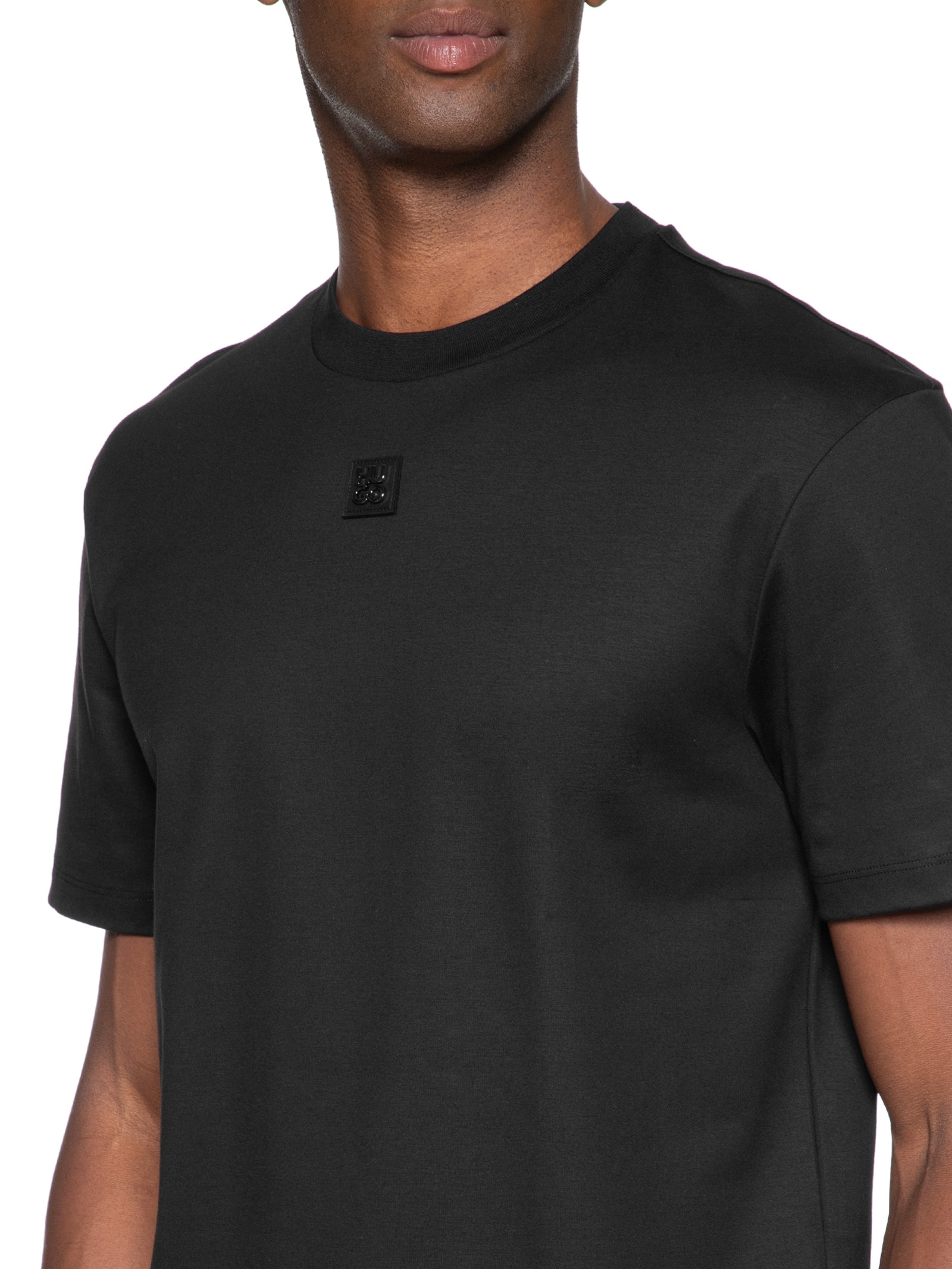 Camiseta Masculina Dalile Preto Hugo