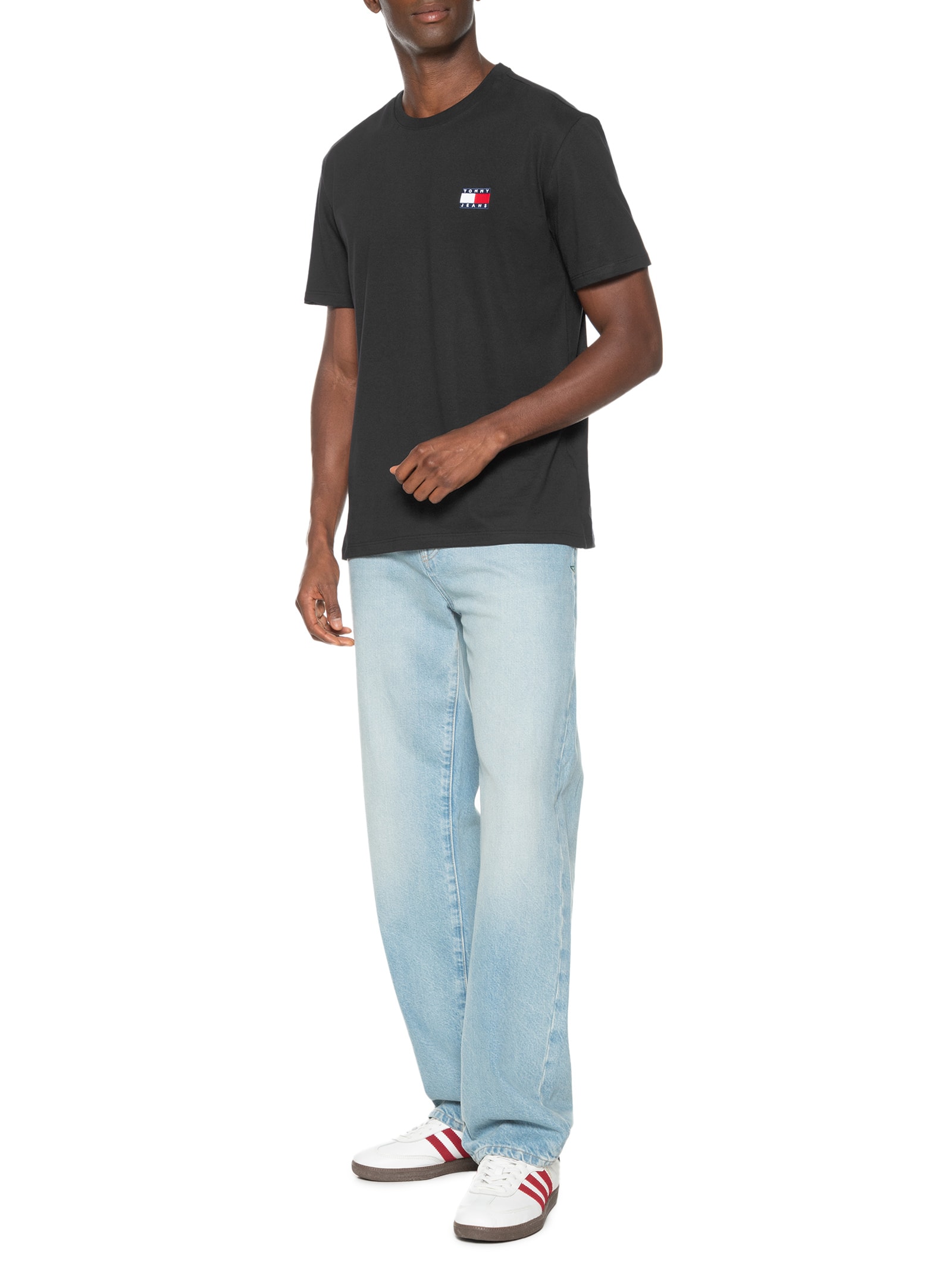Camiseta Masculina Emblema Regular Fit Em Algodão Preto Tommy Jeans