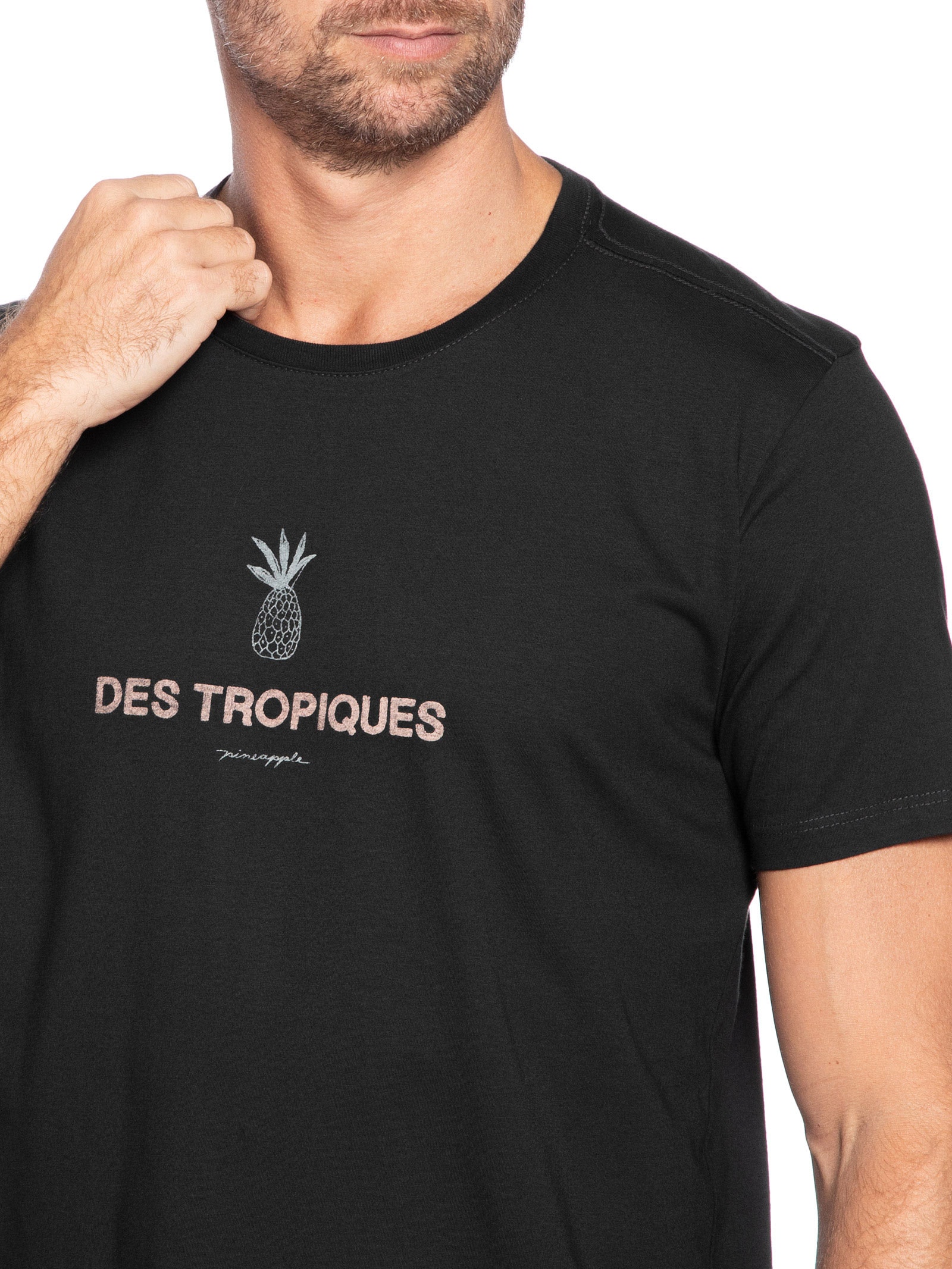 Camiseta Masculina Estampa de Tropiques em Algodão Preto Pineapple